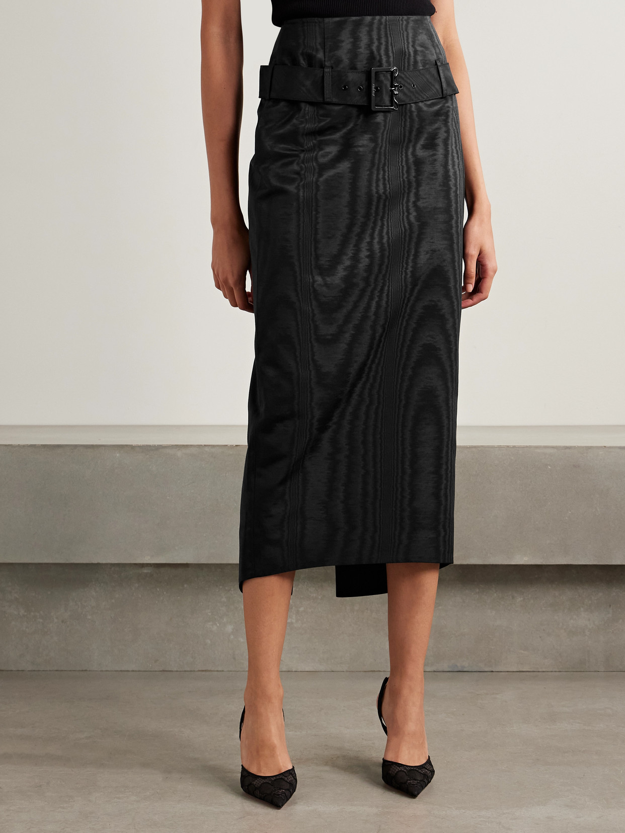 Wiederhoeft Salon Belted Recycled-moire Midi Skirt In Black