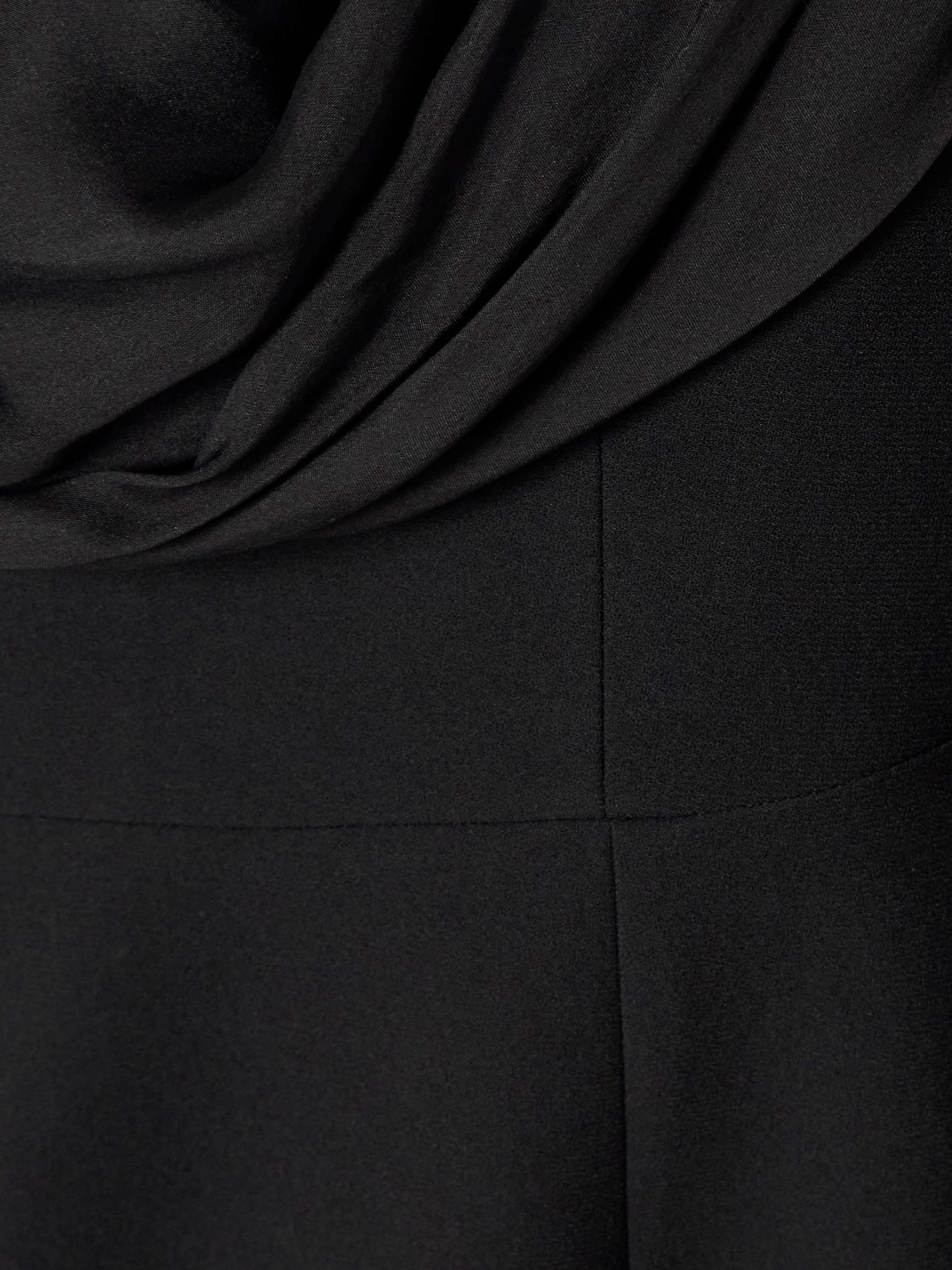 THE NEW ARRIVALS ILKYAZ OZEL 