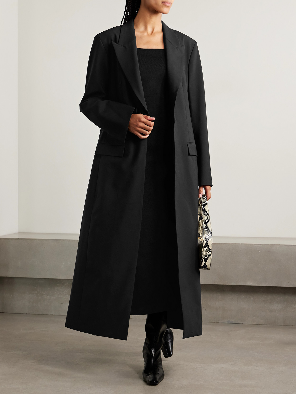 Esse Studios Classico Recycled-crepe Coat In Black