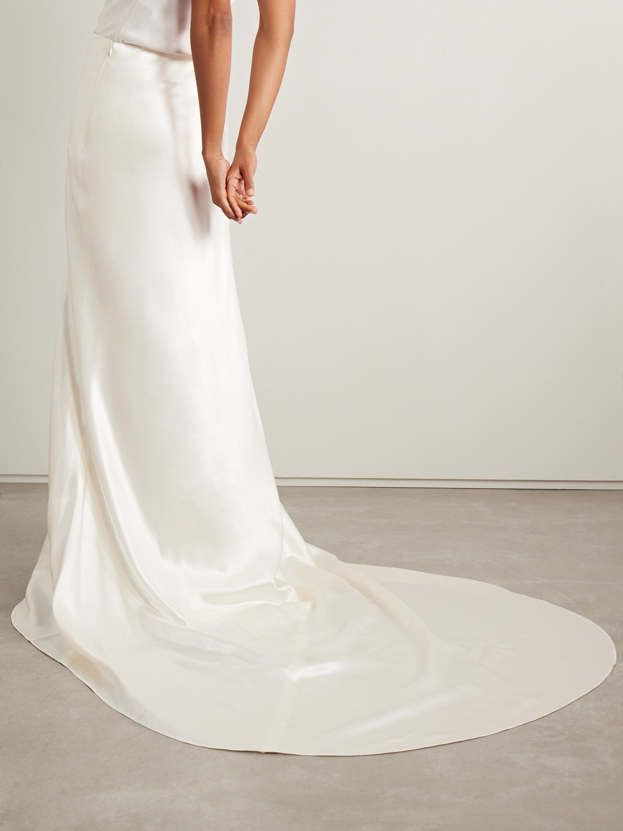 Danielle Frankel Dree Wool And Silk-blend Charmeuse Maxi Skirt In White