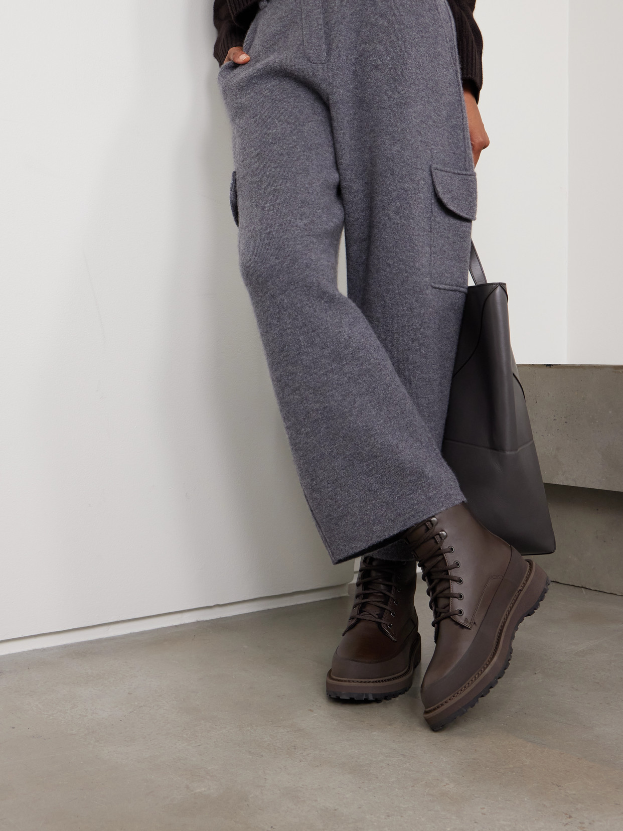 Le Monde Beryl Dolomite Shearling-lined Leather Ankle Boots In Brown