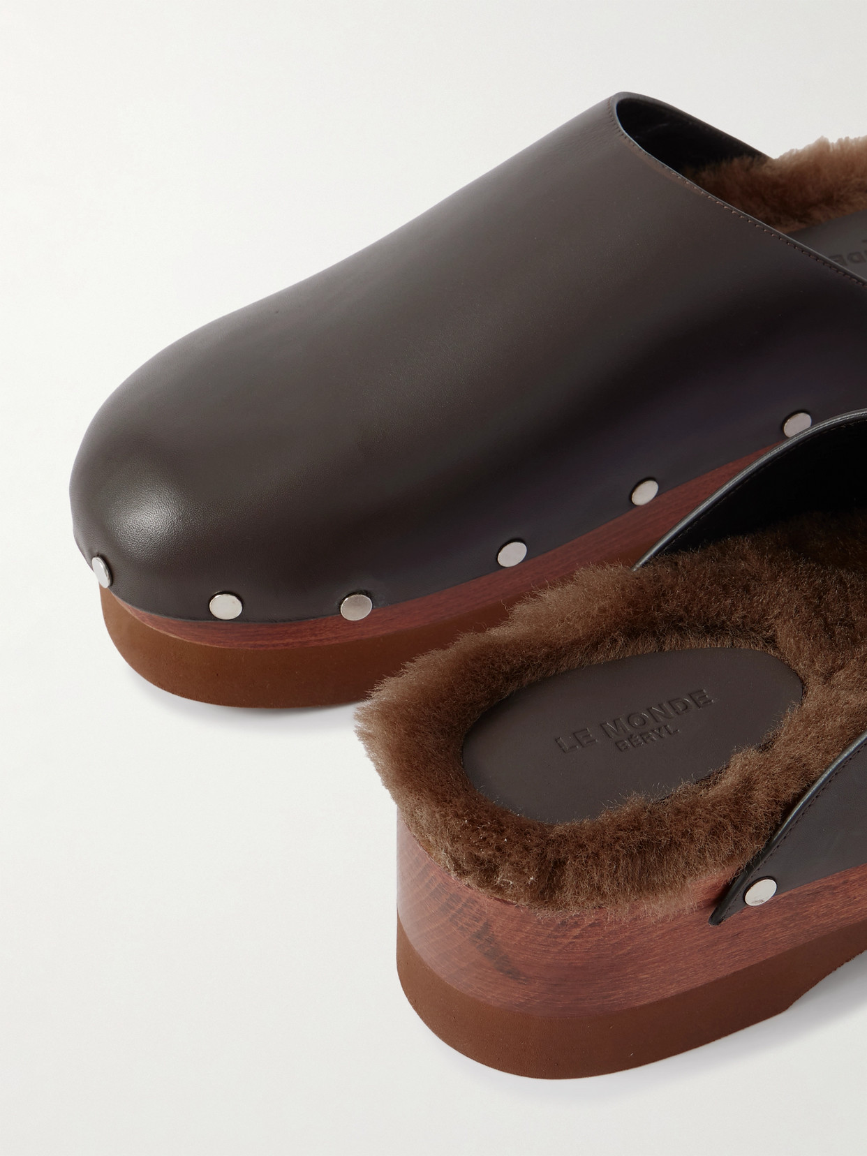 Le Monde Beryl Agnes Shearling-lined Leather Clogs In Brown