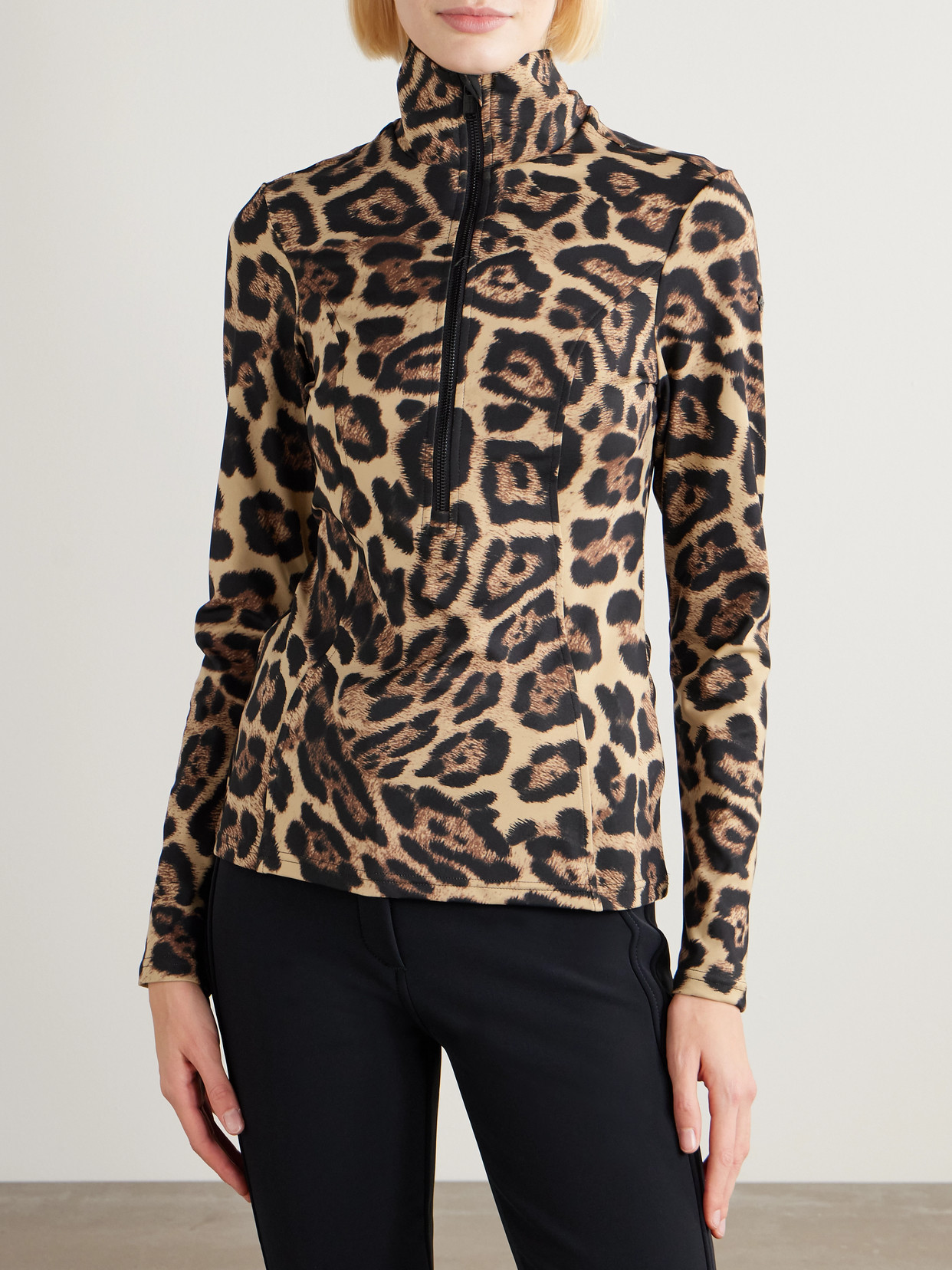 Goldbergh Womens Leona Jaguar-print Stretch-jersey Ski Top 7250 Jaguar Xl In Multi