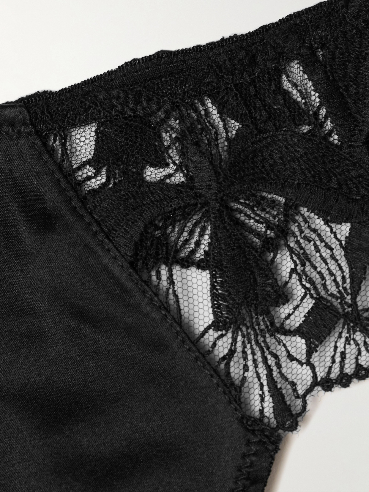 Kiki De Montparnasse Eclore Lace And Stretch-silk Thong In Black
