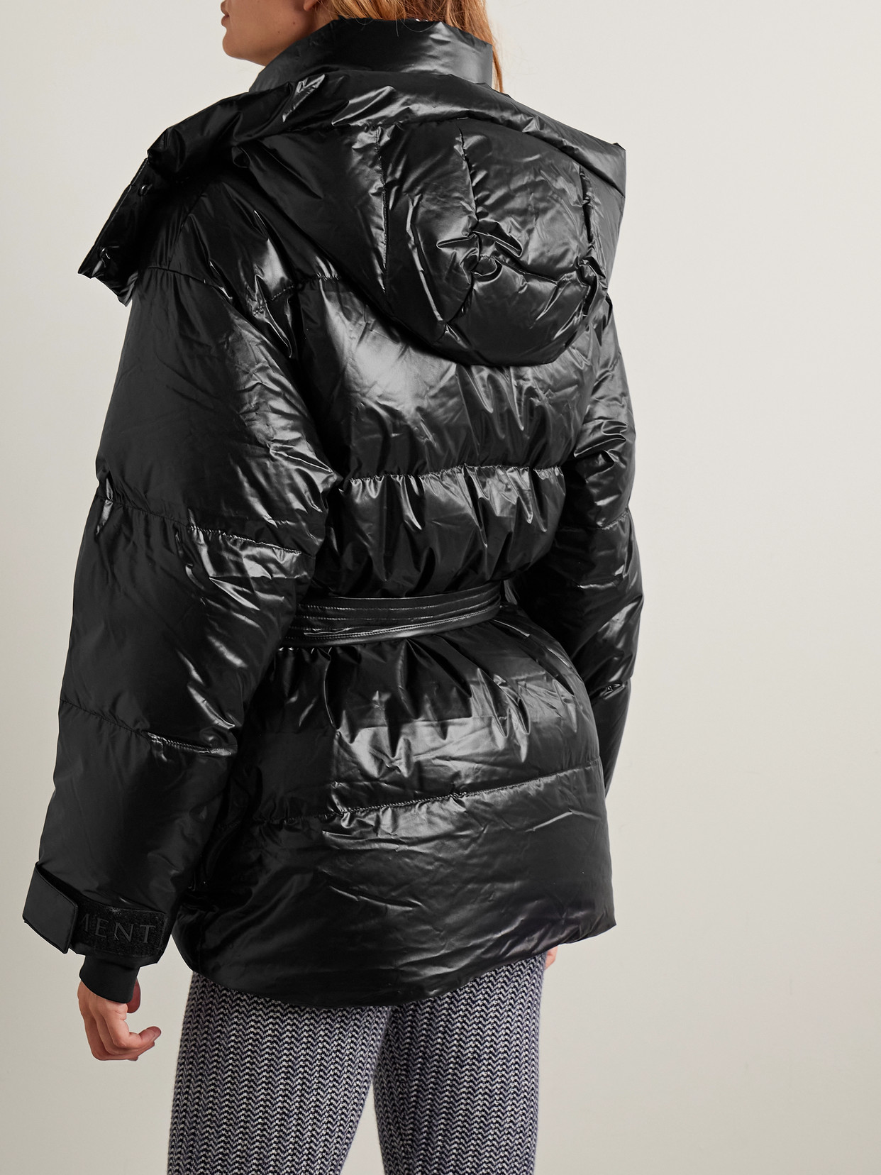 Perfect Moment Cortina Hooded Belted Quilted Down Ski Jacket In Blue