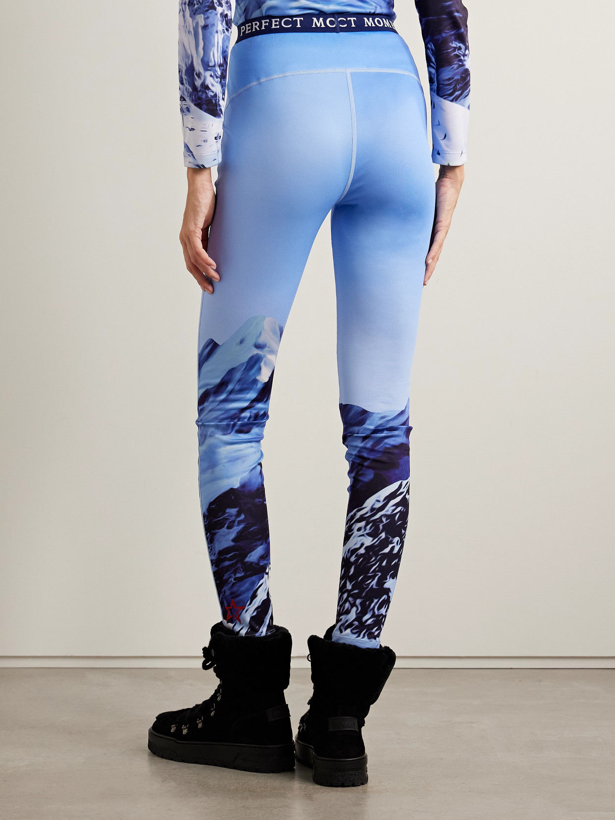 Perfect Moment Printed Stretch-jersey Leggings In Blue