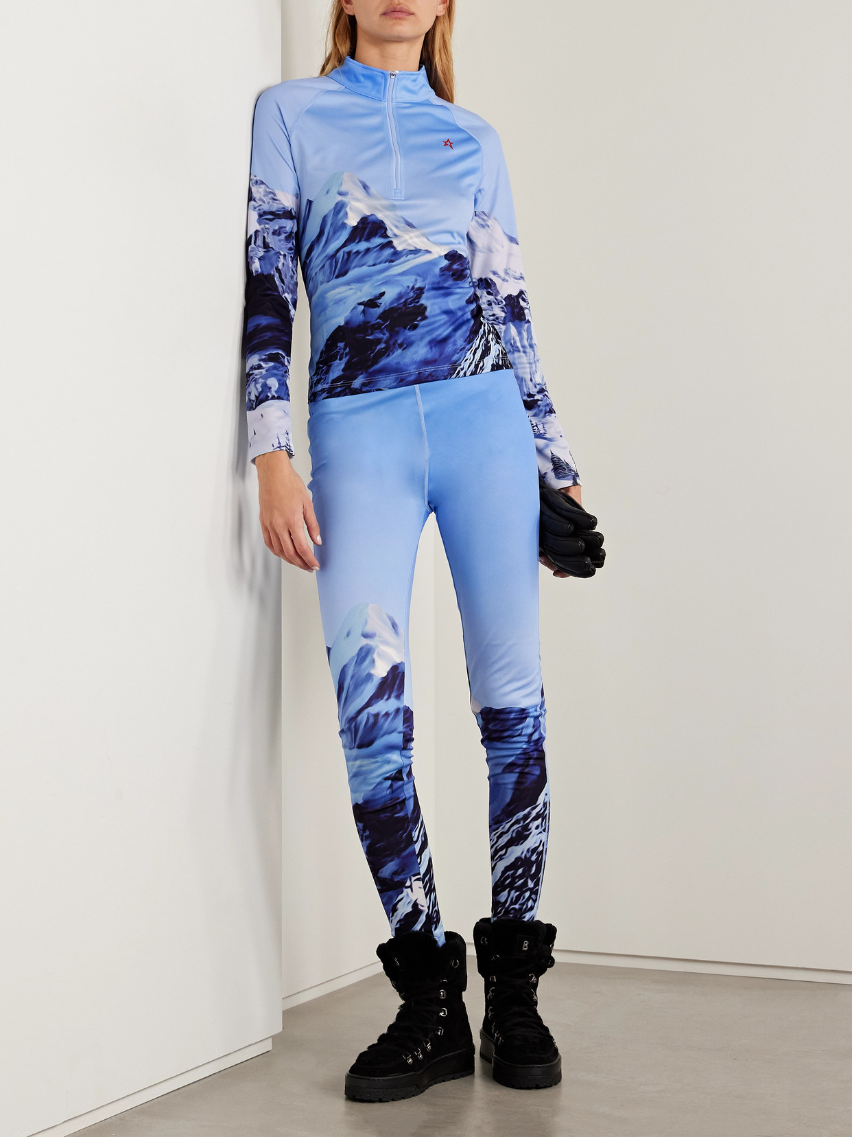 Perfect Moment Printed Stretch-jersey Leggings In Blue