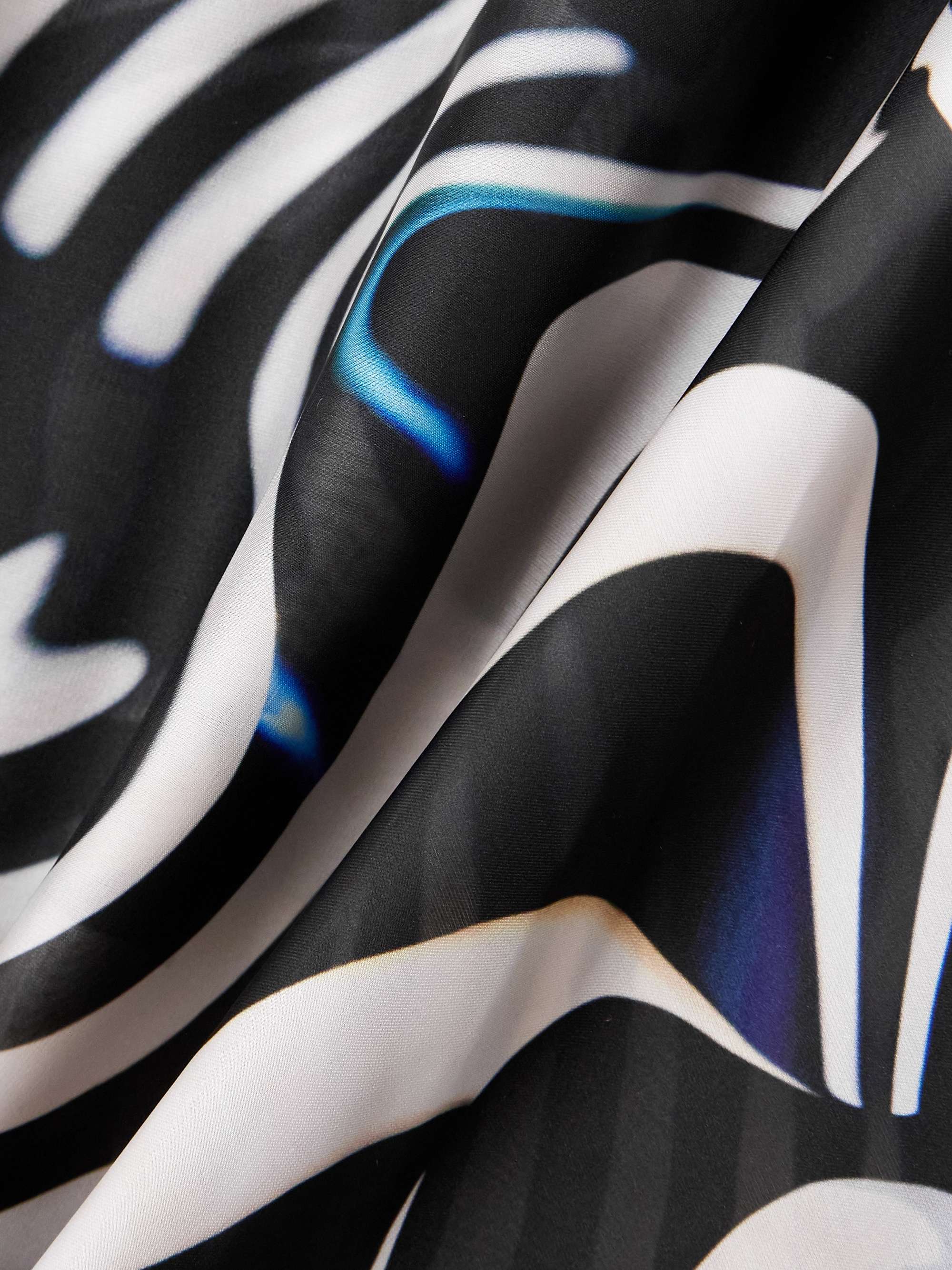 MARY KATRANTZOU 