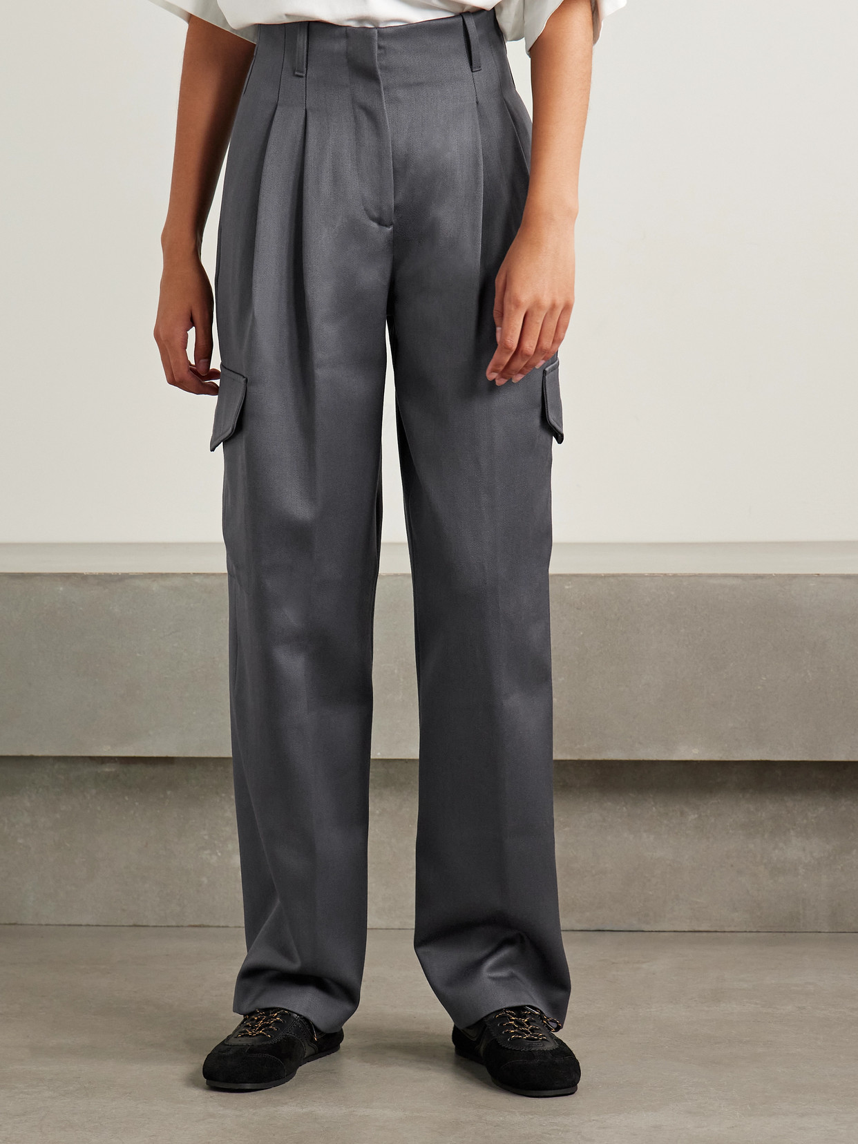 Rùadh The Russel Pleated Wool Wide-leg Pants In Gold