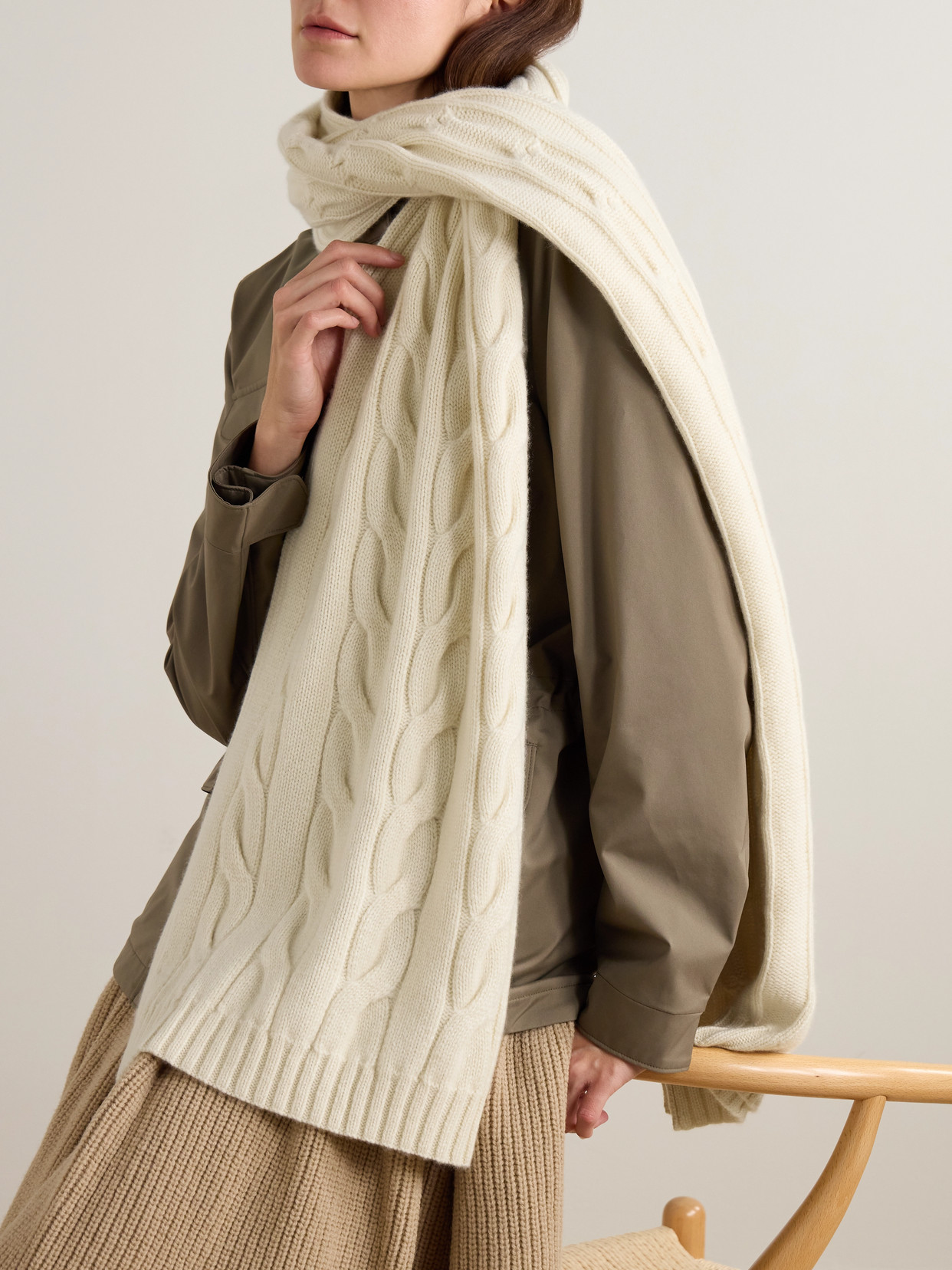 Loro Piana Cable-knit Cashmere Scarf In Neutral