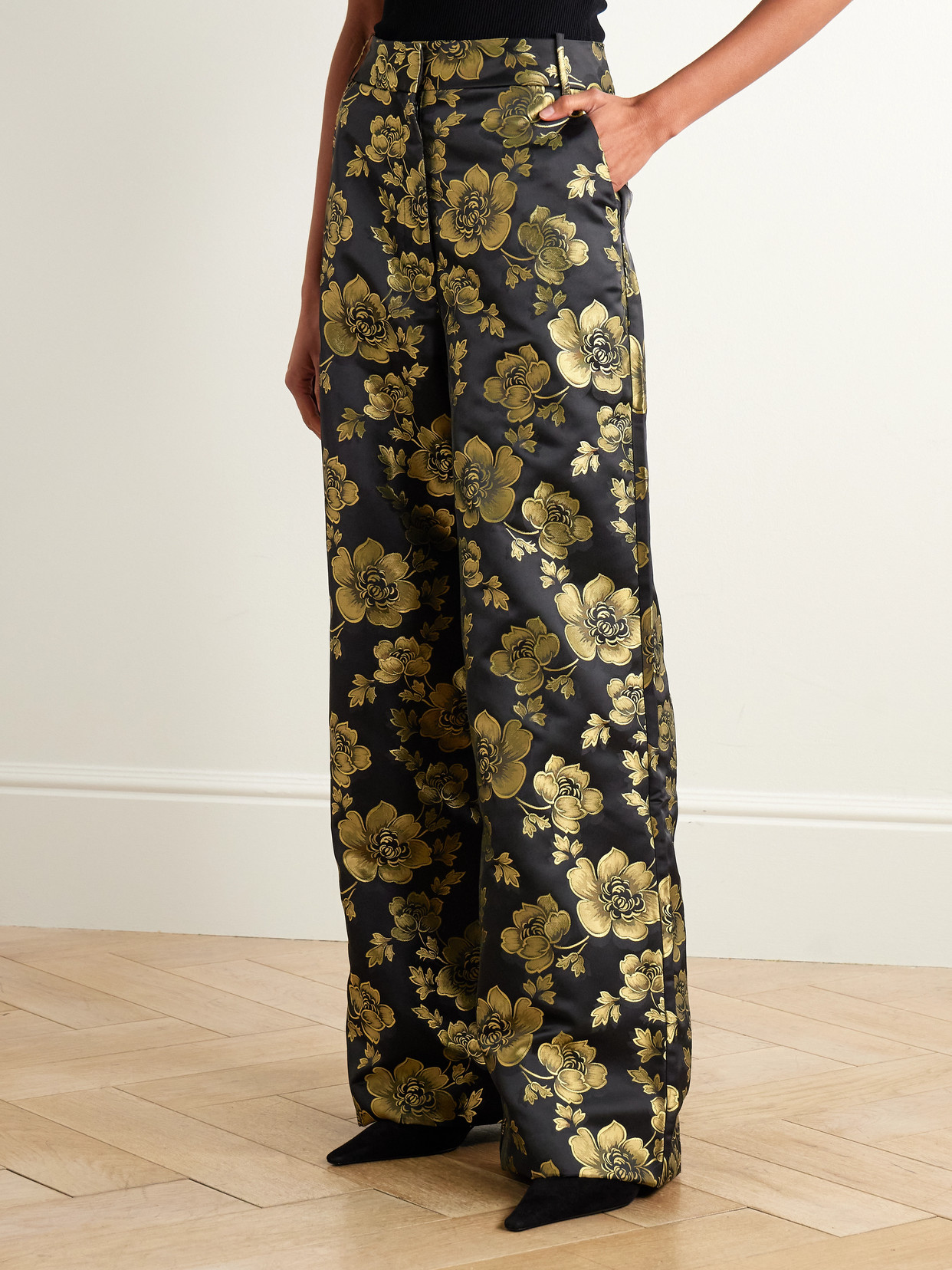 D'estree Beatrice Floral-brocade Wide-leg Pants In Black
