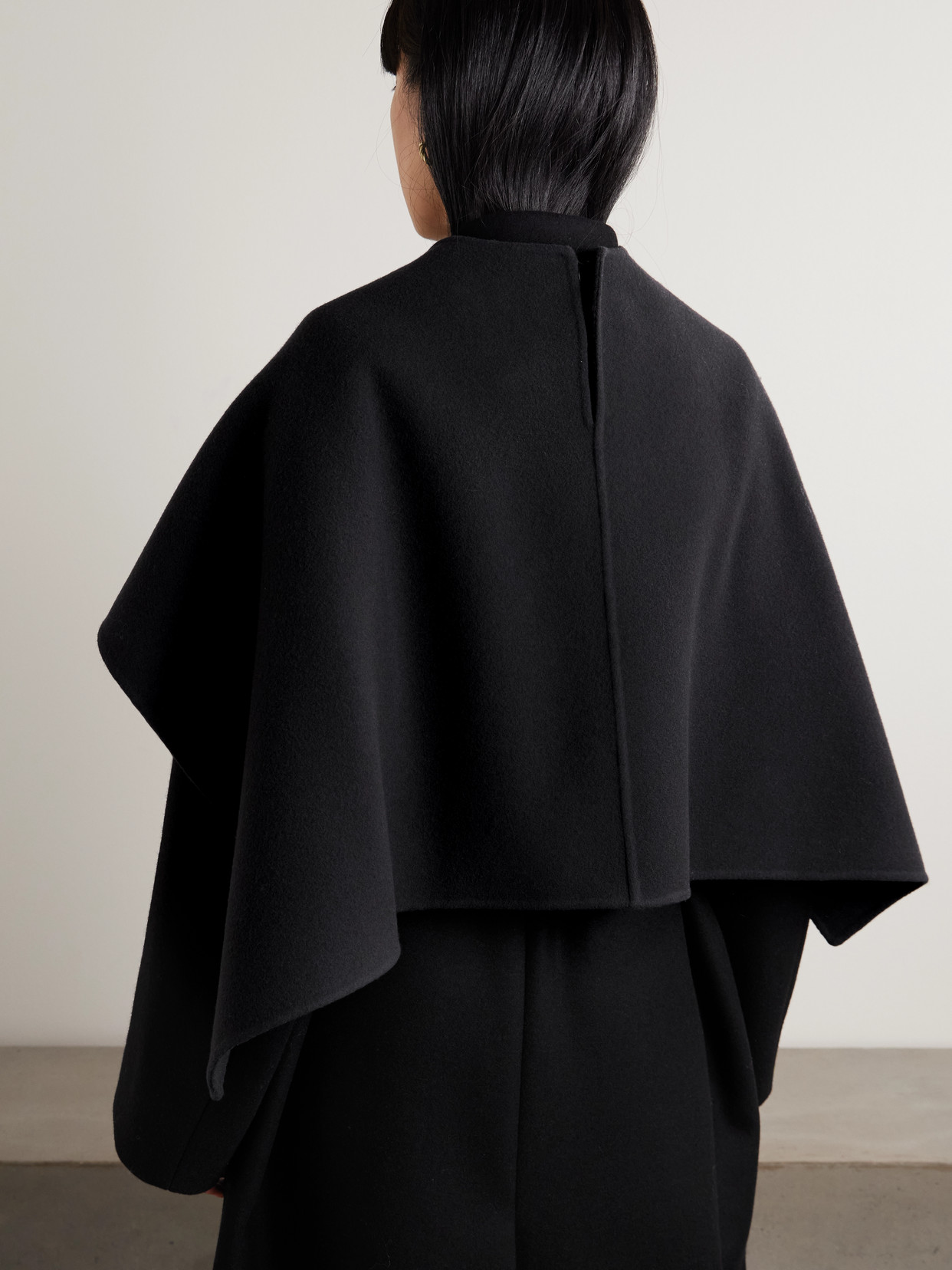 Calvin Klein Collection Taylor Wool And Cashmere-blend Cape In Black