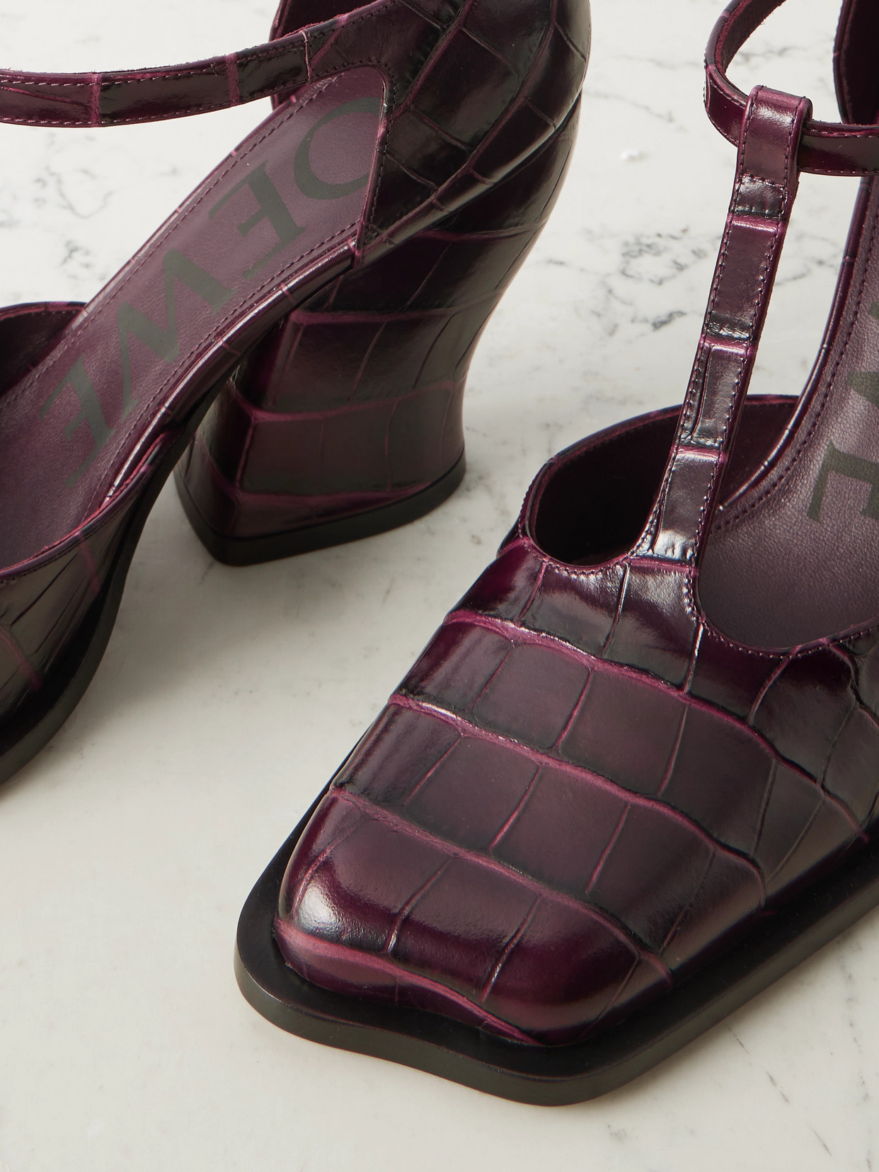 Onda Croc-Effect Leather Pumps