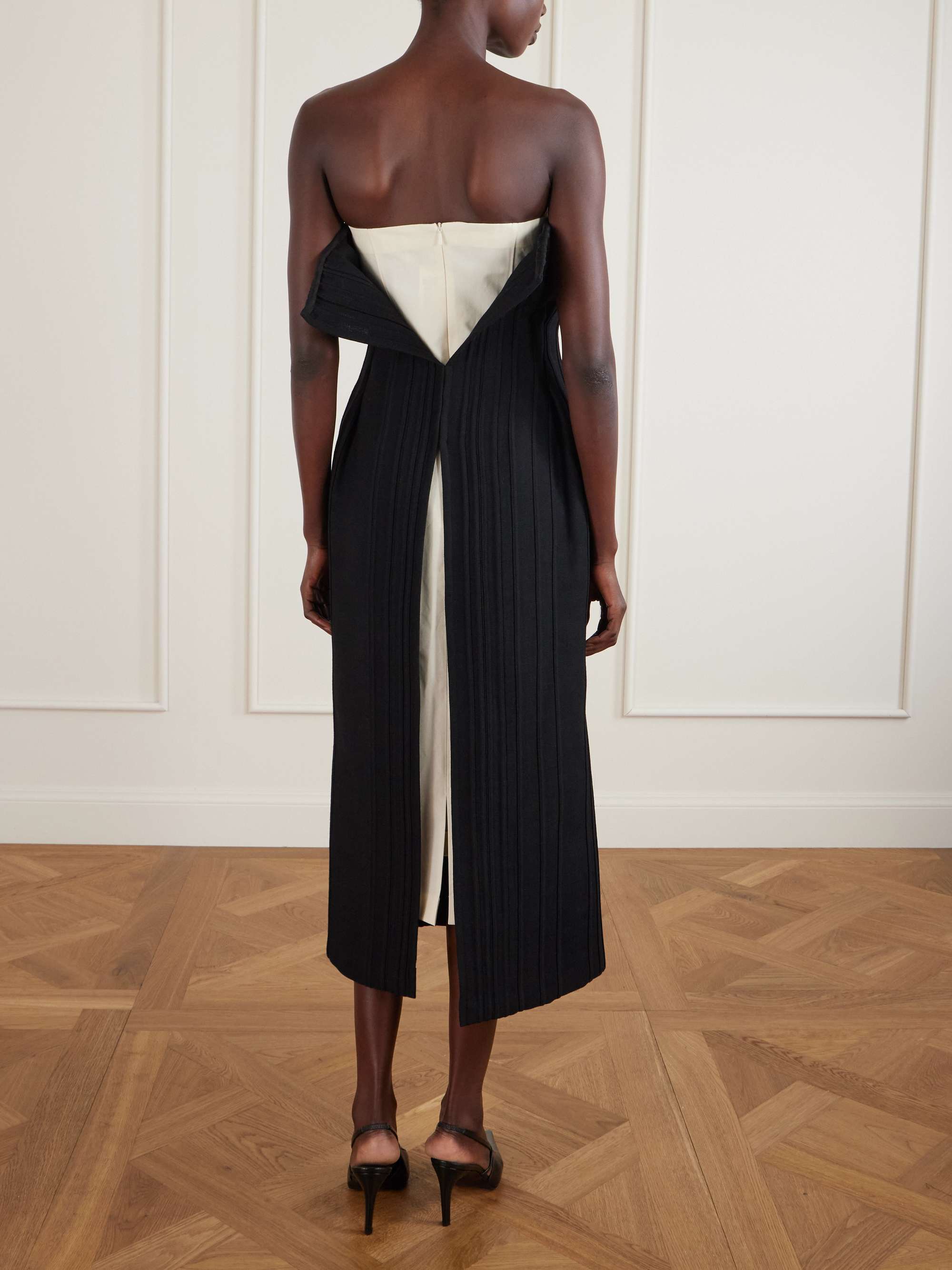 CALVIN KLEIN COLLECTION 