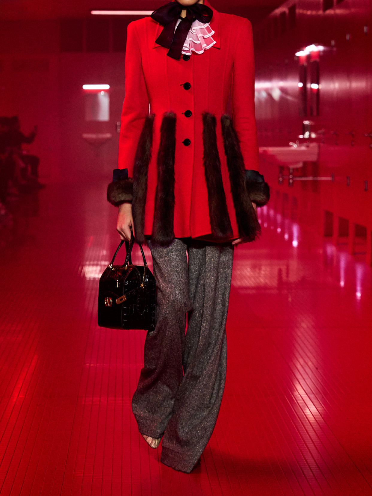 Valentino Bow-detailed- Shearling-trimmed Cashmere Coat In Red