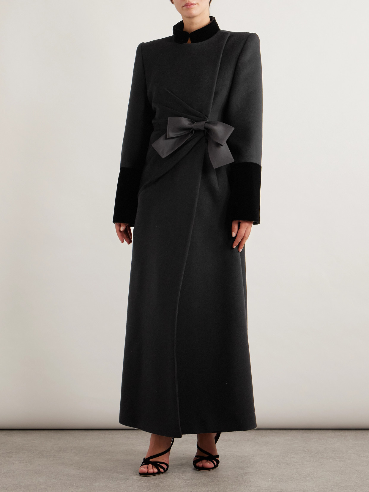 Garavani - Bow-Detailed Velvet-Trimmed Wool And Cashmere-Blend Coat