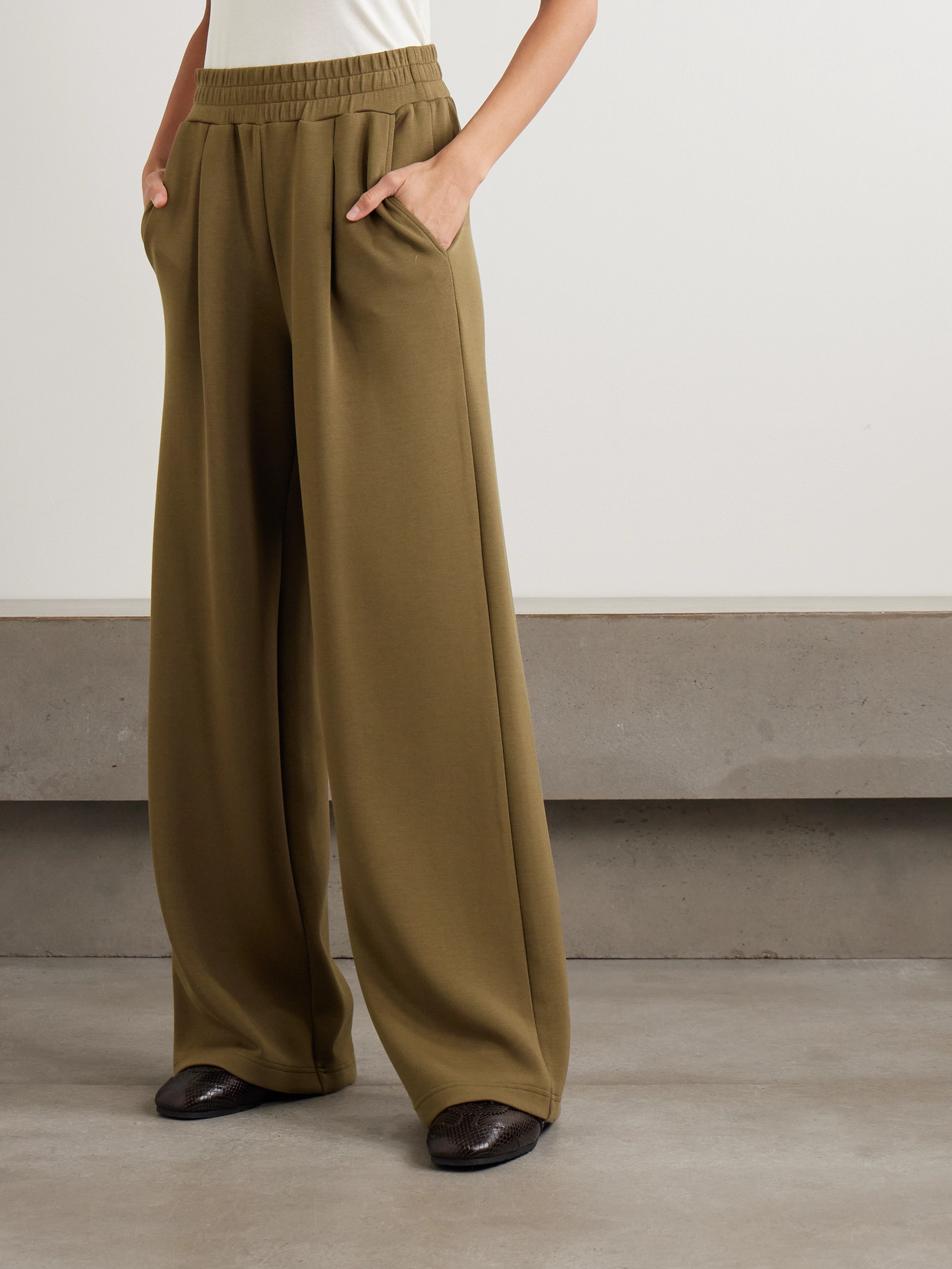 Varley The Extra Wide-leg Pants In Green