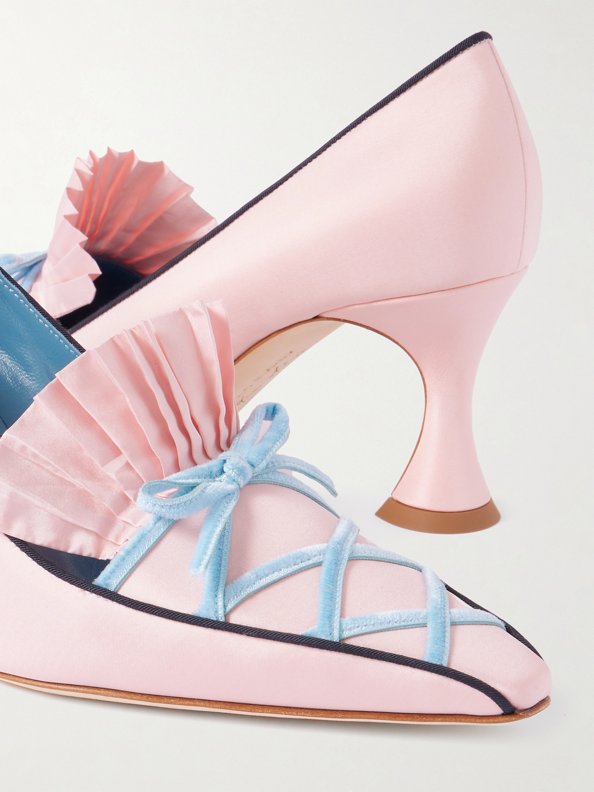 MANOLO BLAHNIK - Rohan 70 velvet and grosgrain-trimmed silk pumps