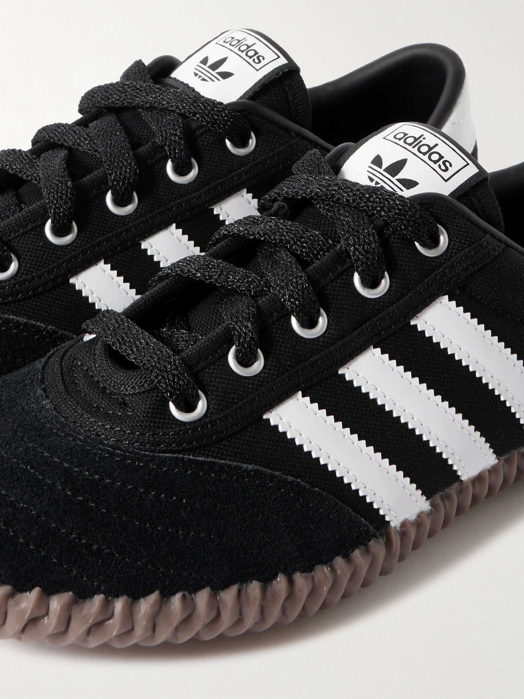 ADIDAS ORIGINALS 