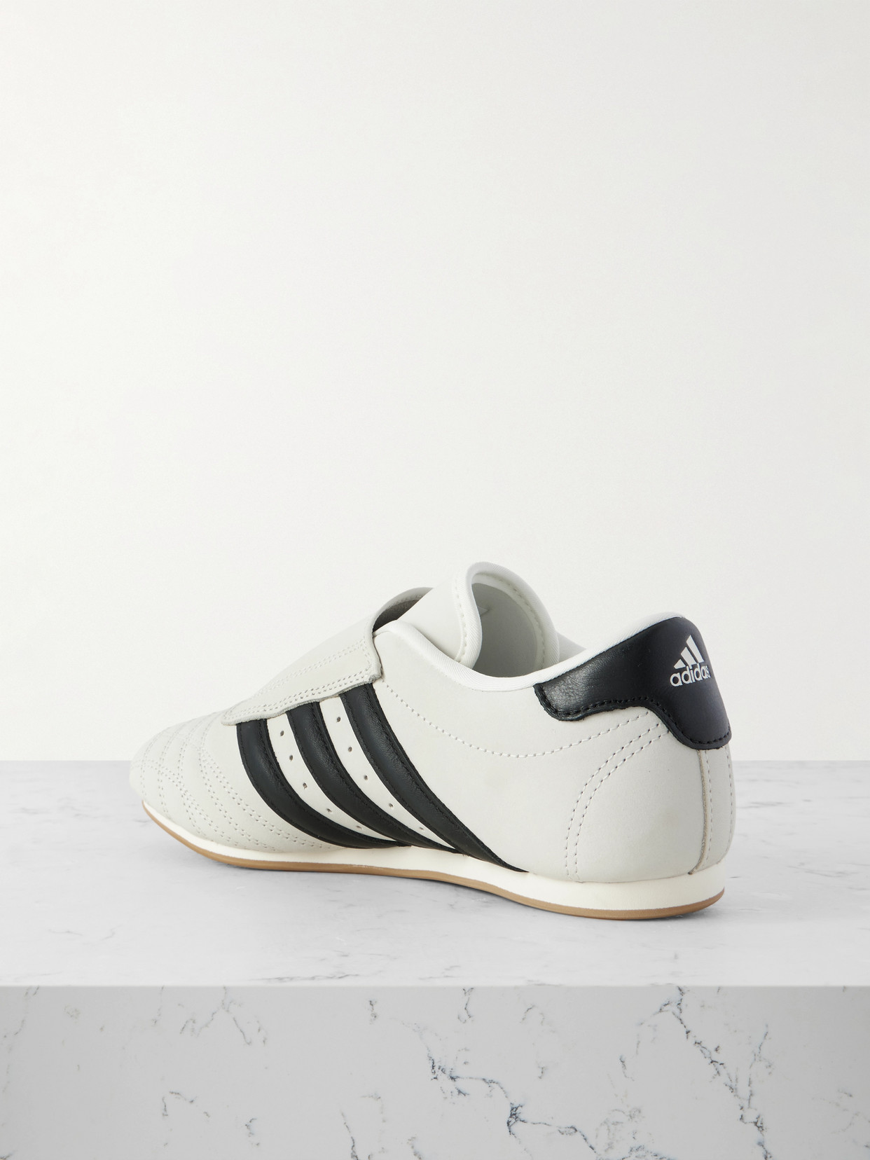 Taekwondo Striped Sneakers