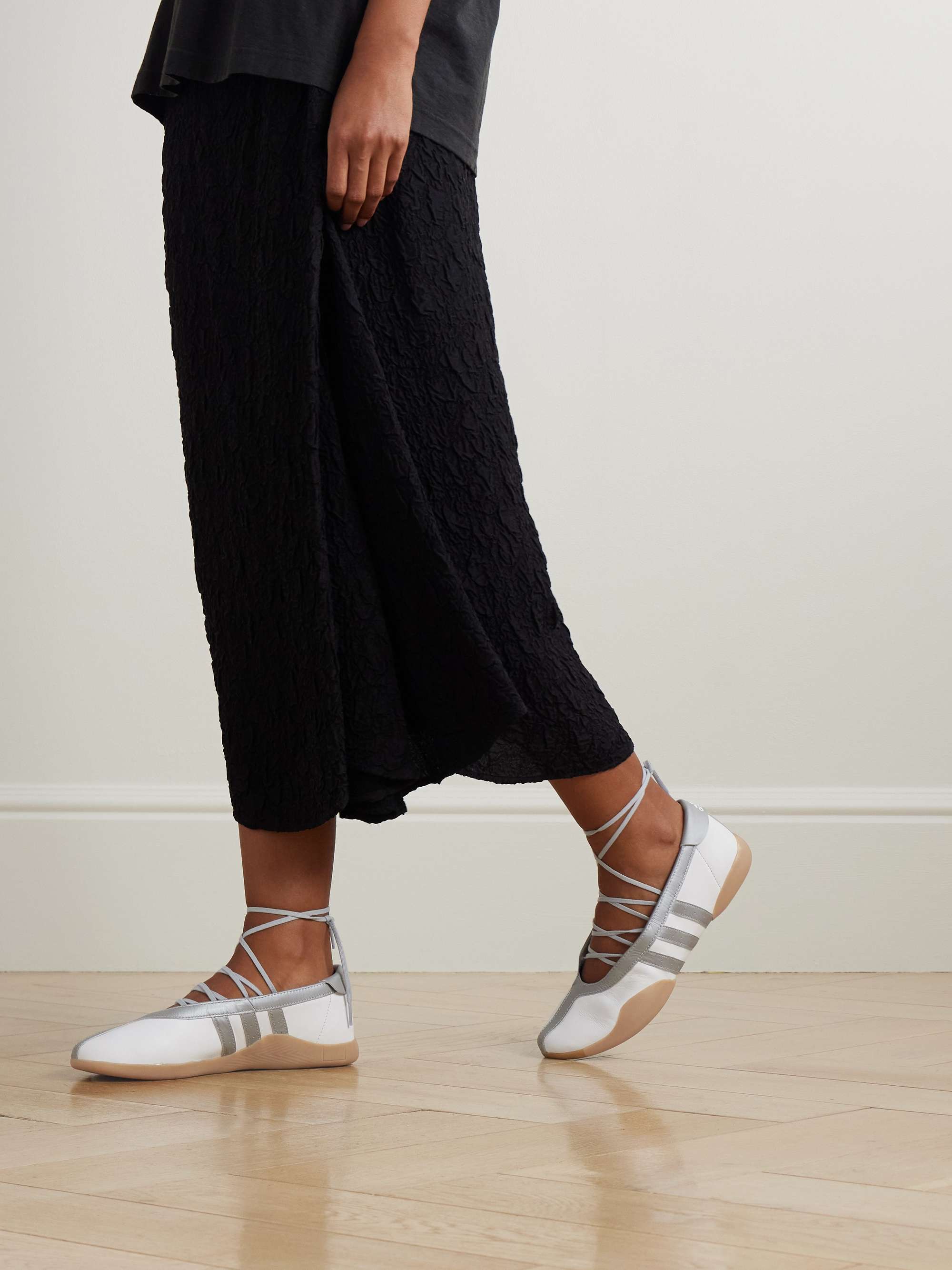 ADIDAS ORIGINALS 