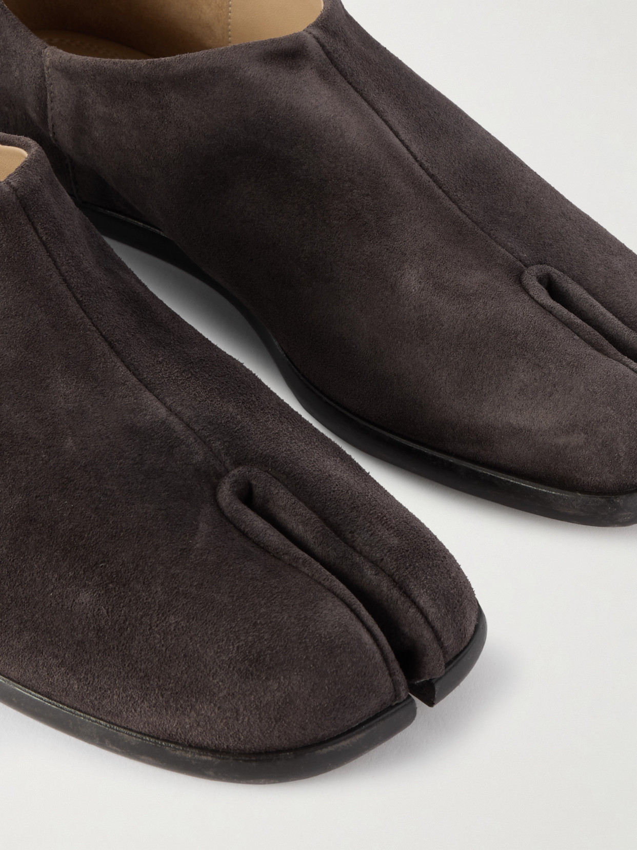 Maison Margiela Tabi Split-toe Suede Collapsible-heel Loafers In Brown