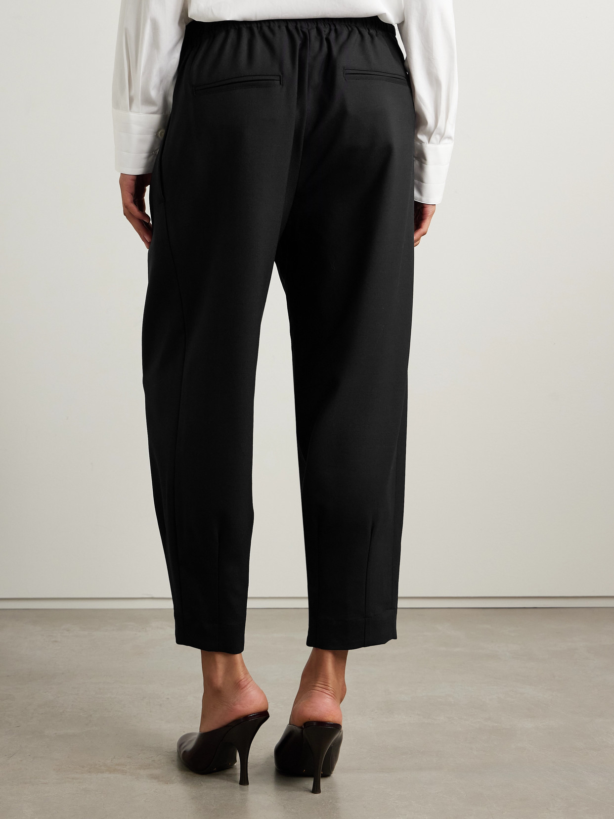 Maria Mcmanus Pleated Wool-blend Tapered Pants In Black