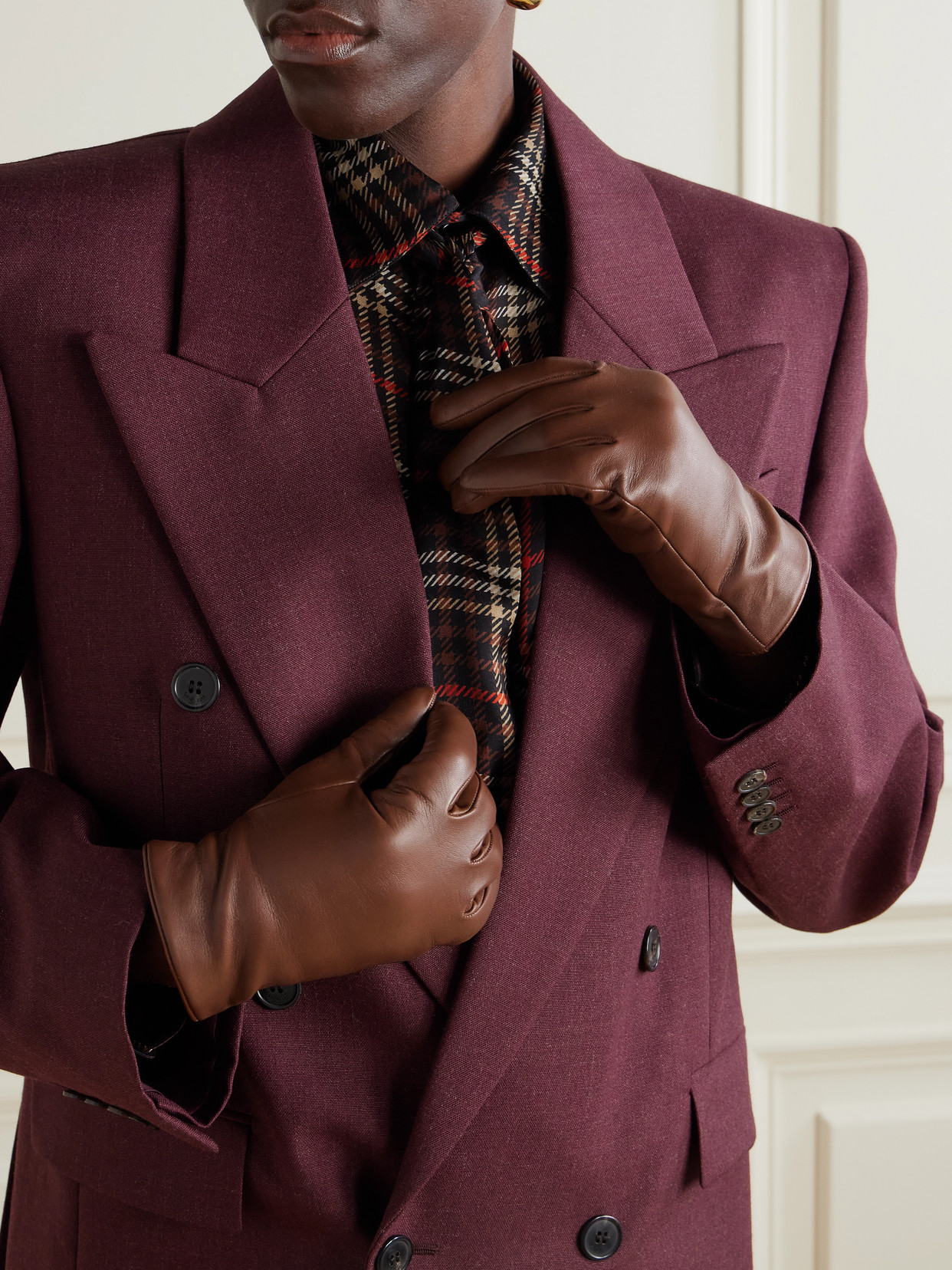 Saint Laurent Leather Gloves In Brown