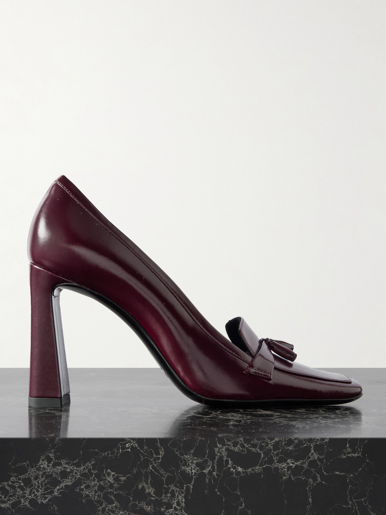 Saint Laurent Chloé 90 Tasseled Leather Pumps In Brown