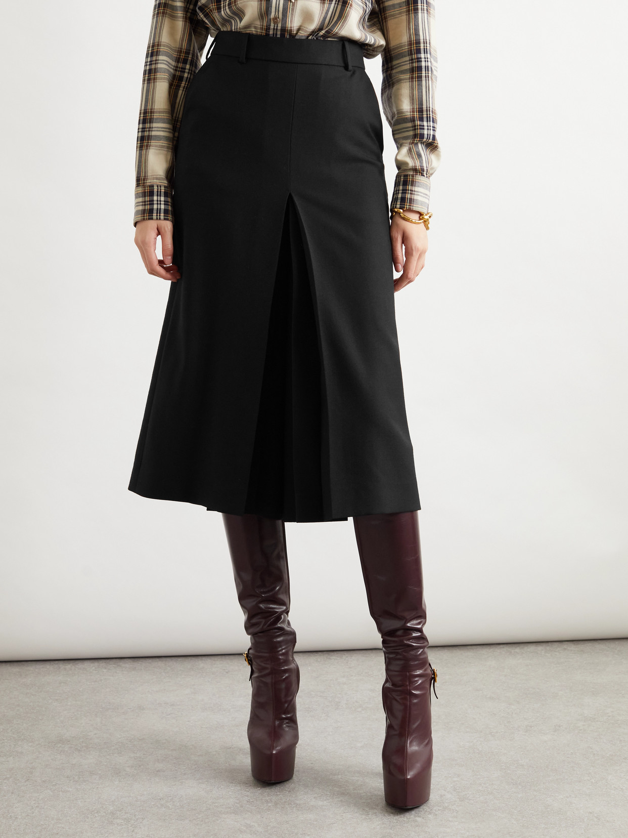 Saint Laurent Cropped Cotton-gabardine Pants In Black