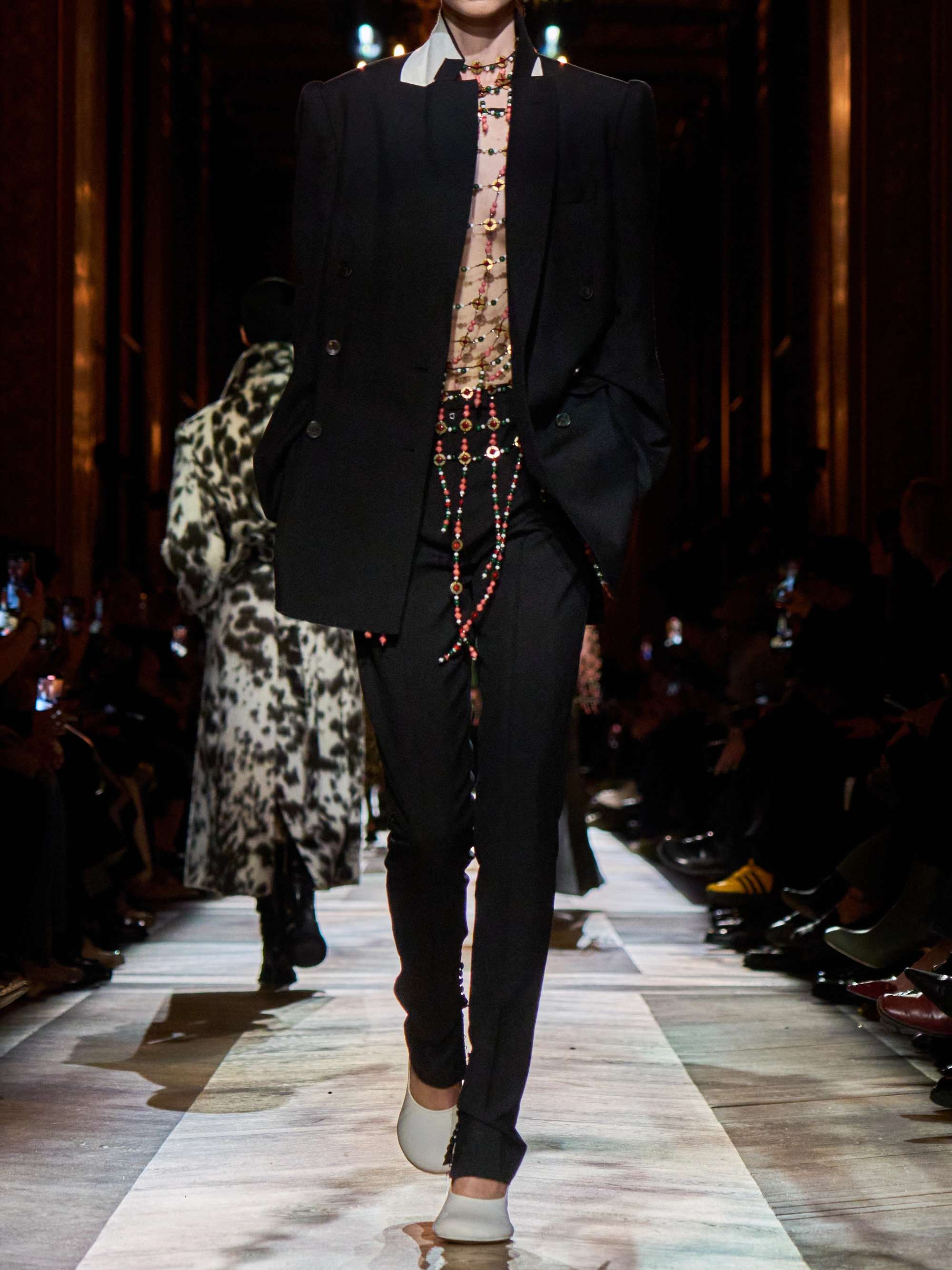 DRIES VAN NOTEN 