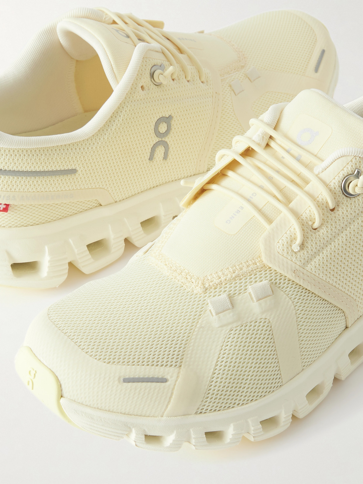 On Cloud 6 Mesh Sneakers In Neutral