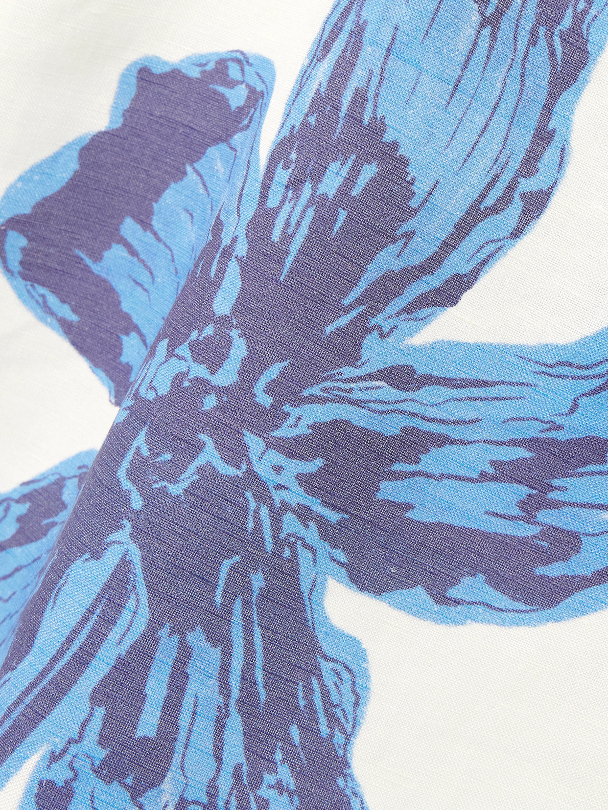 Andres Otalora Nosso Amor Strapless Floral-print Linen Maxi Dress In Blue