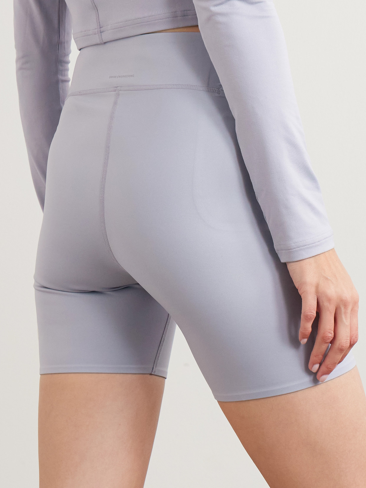 On Train Tights Stretch Recycled Shorts In White
