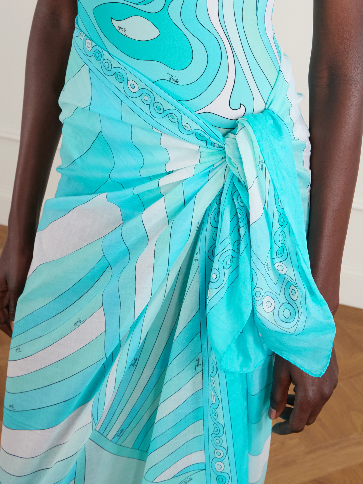 Pucci Printed Cotton-voile Pareo In Blue