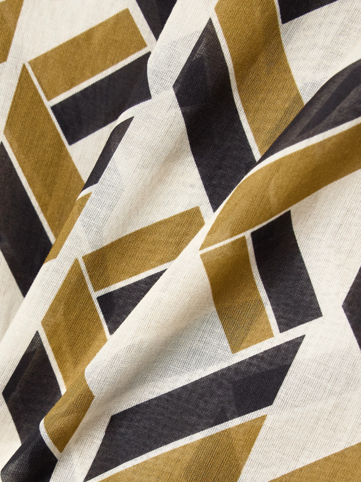Eres Espace Logo-patch Geometric-print Shirt In Multi