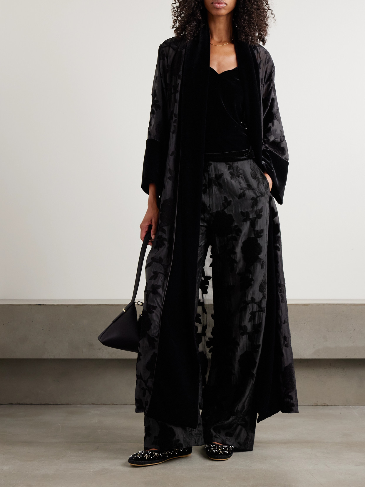 Loretta Caponi Cipro Devoré-velvet Straight-leg Pants In Black