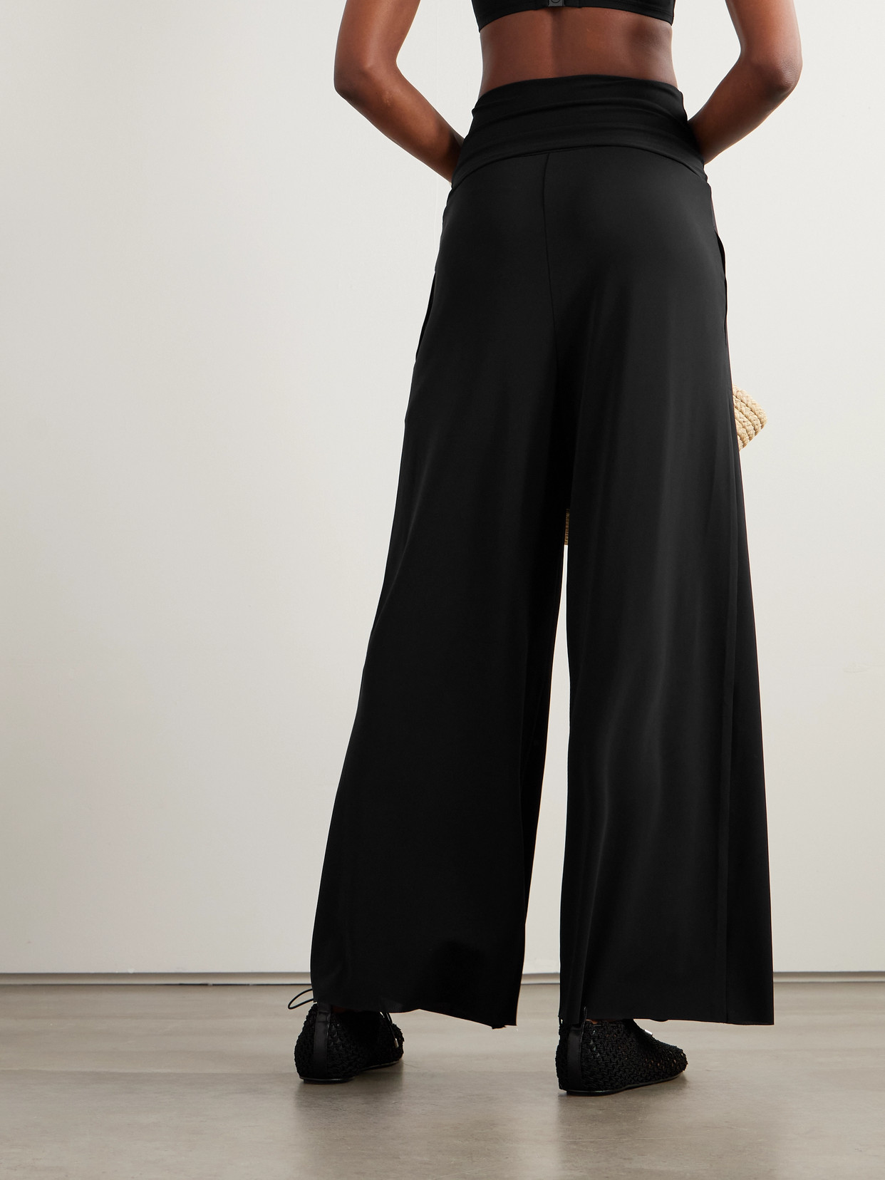 Eres Les Essentiels Dao Convertible Wide-leg Pants In Black