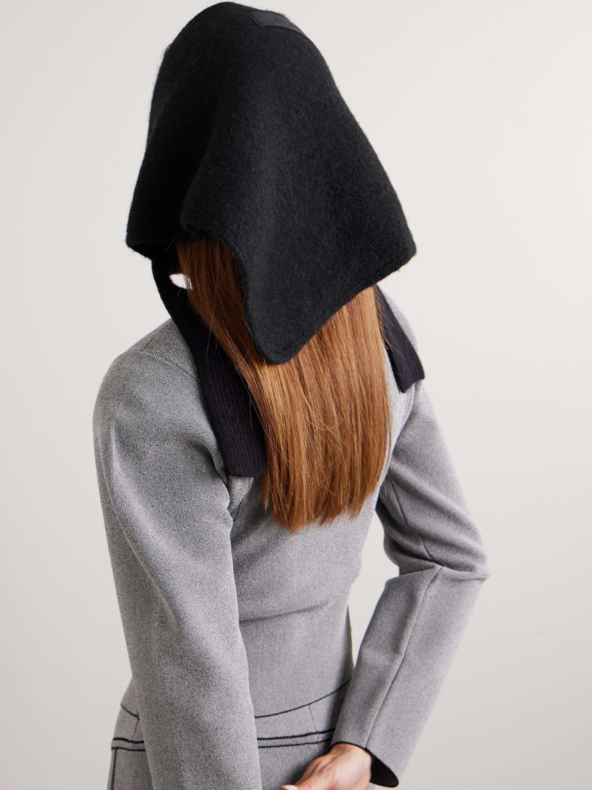 JACQUEMUS 