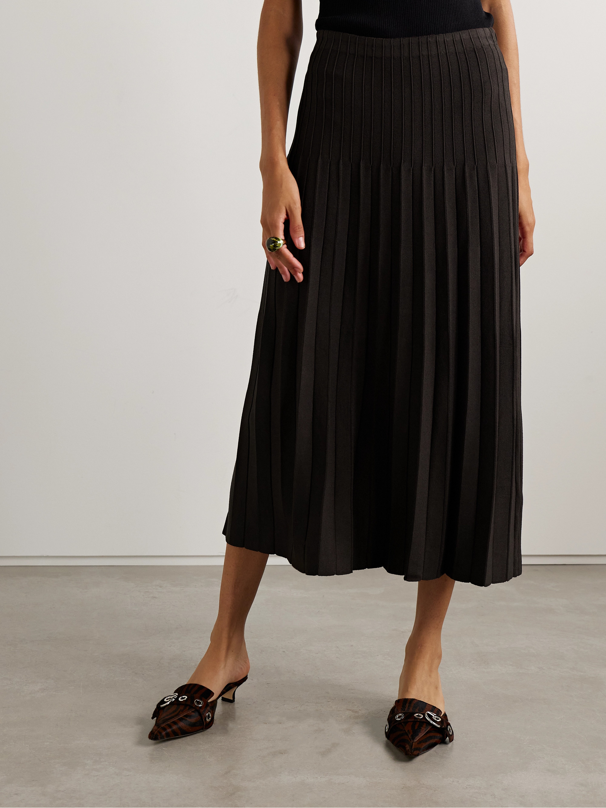 Staud Lena pleated ribbed-knit midi skirt
