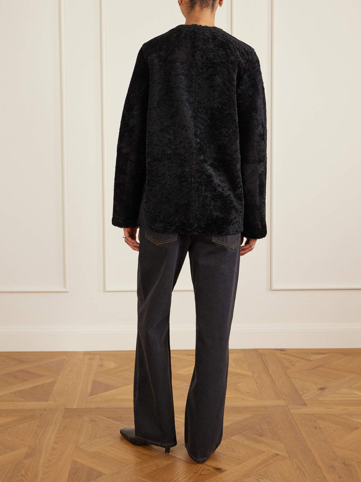 Totême Shearling Jacket In Black