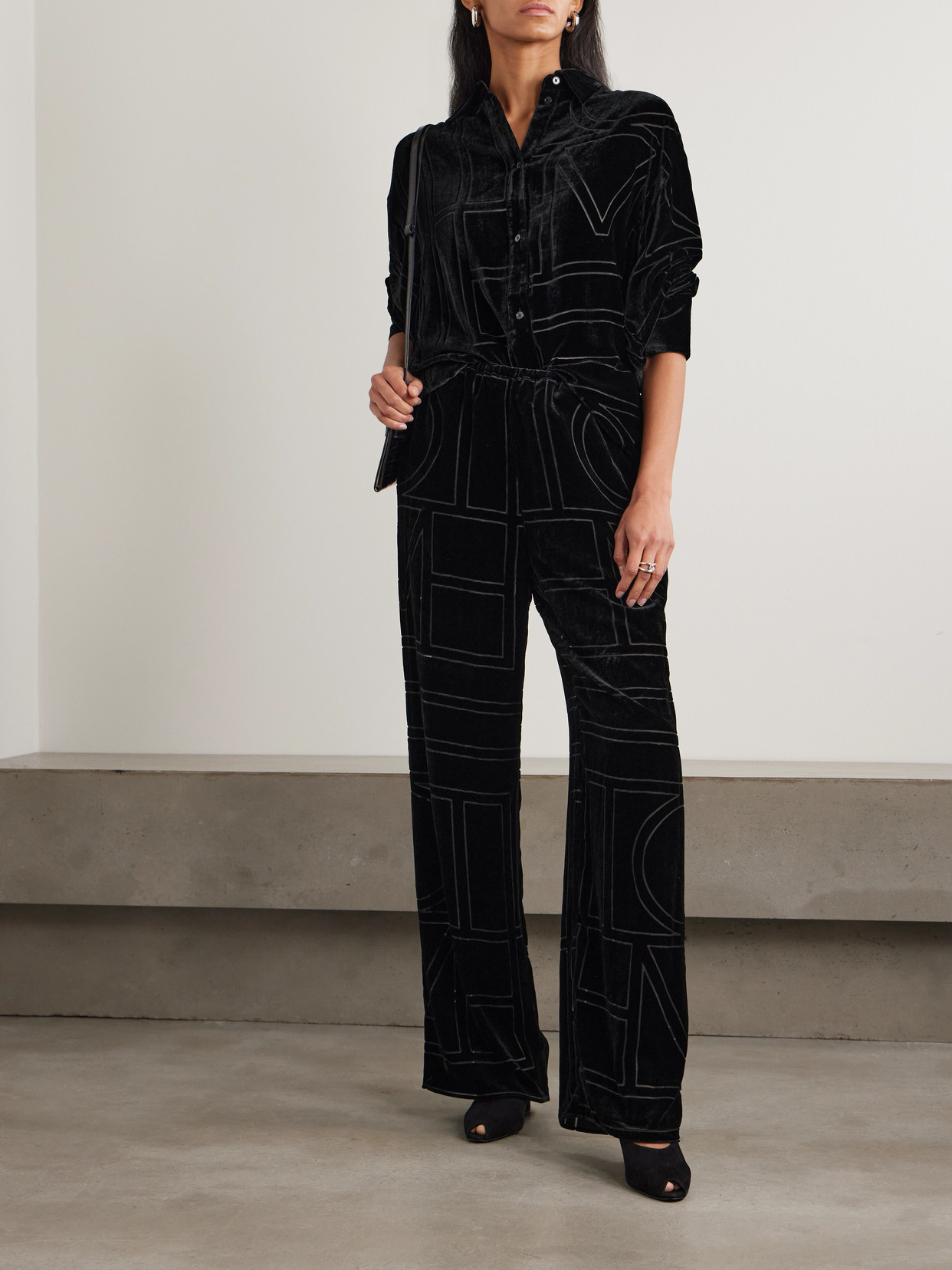 Totême Devoré-velvet Shirt In Black