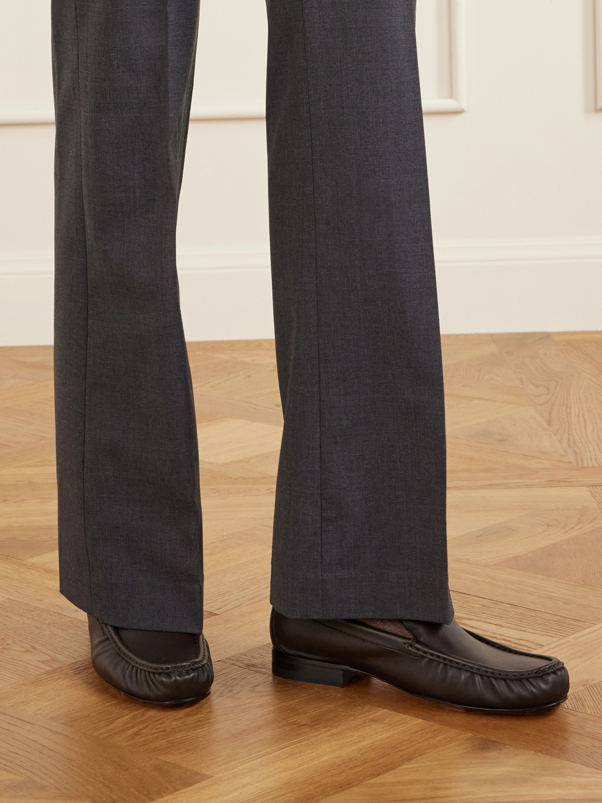 Manolo Blahnik Leonda Leather Loafers In Brown