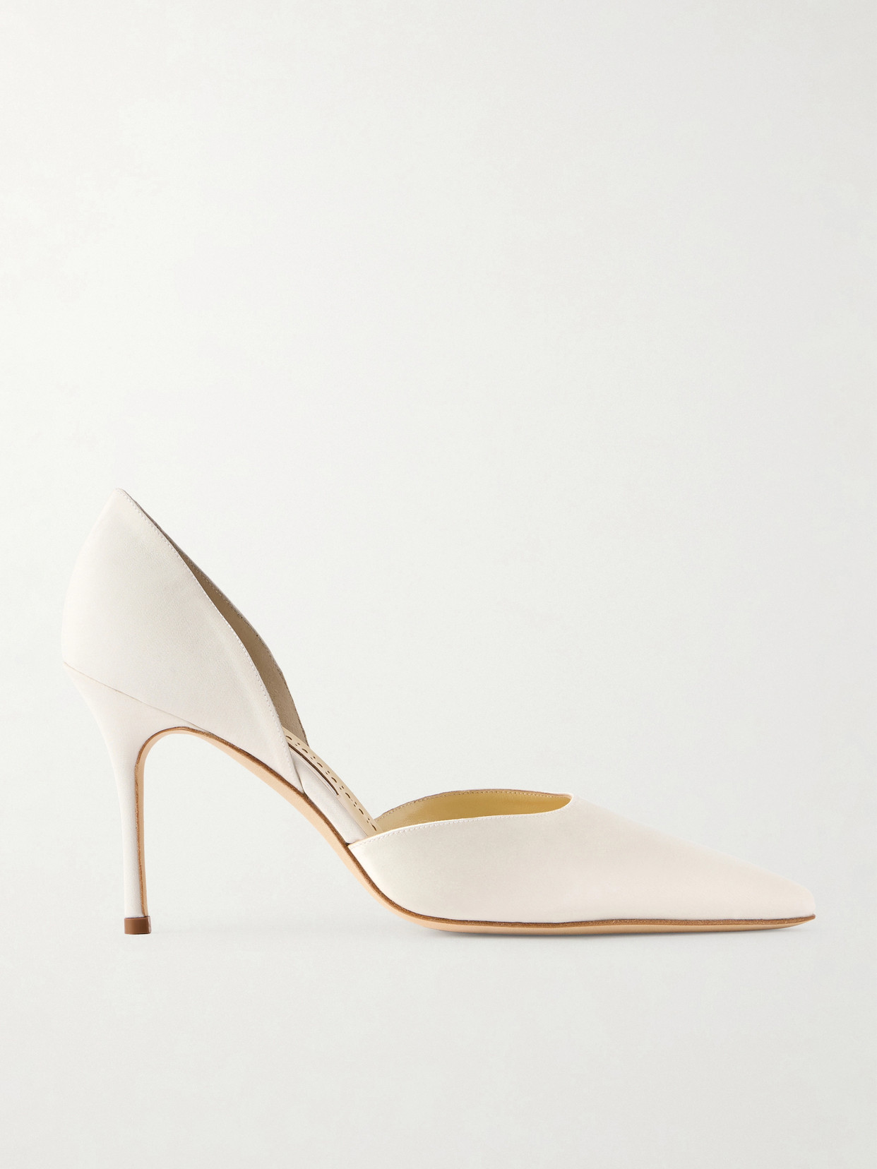 Manolo Blahnik Taylerbinu 90 Satin Pumps In Neutral