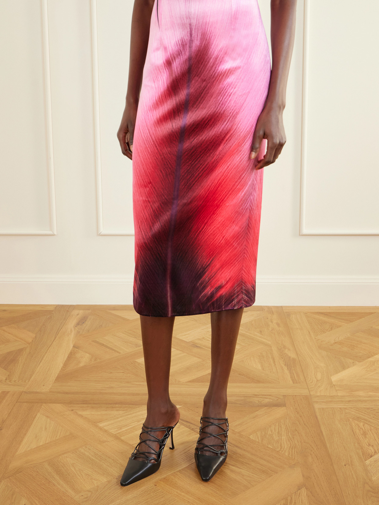 Manolo Blahnik Netas 90 Leather Mules In Black