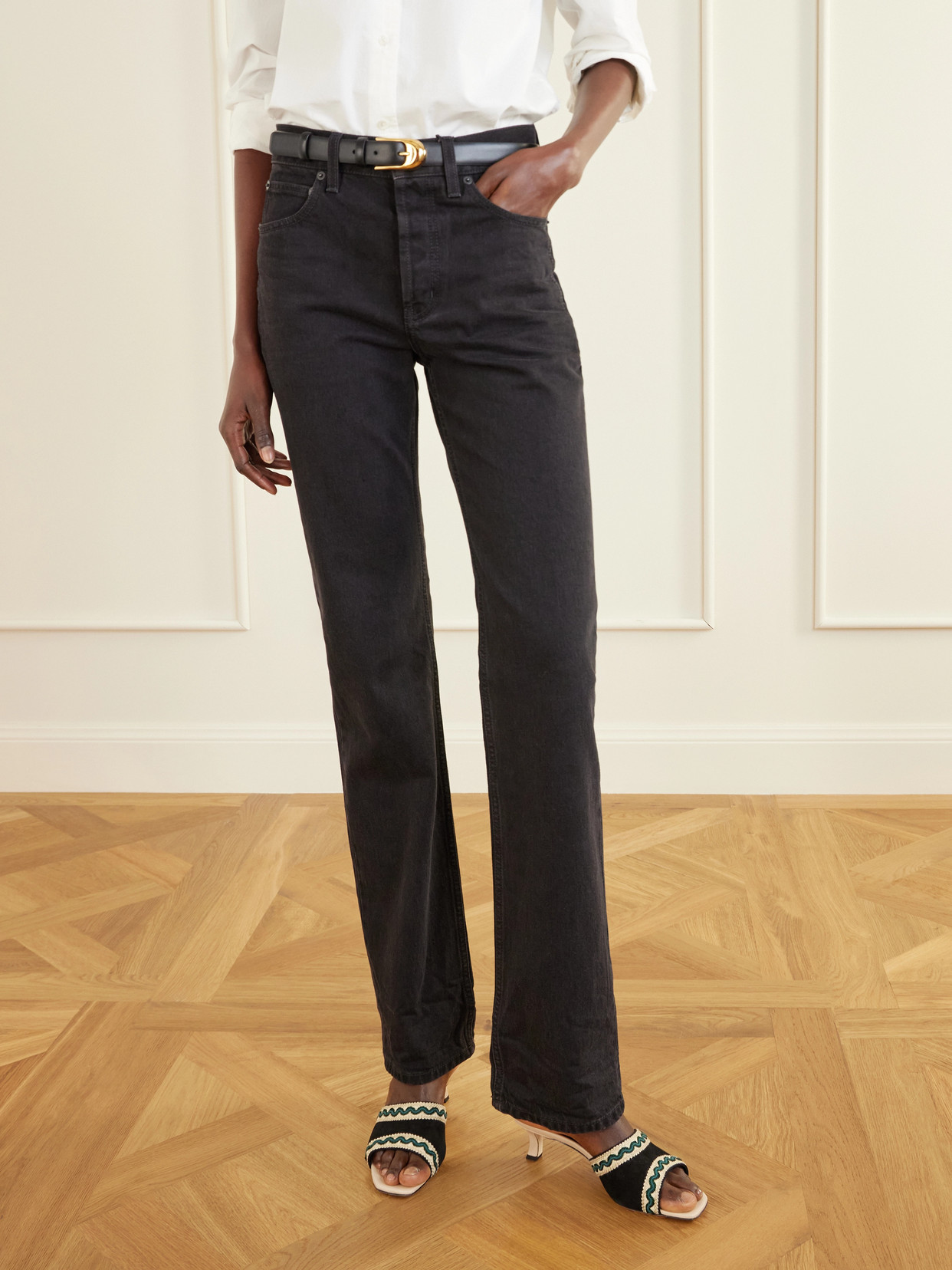 Manolo Blahnik Marebis 50 Embroidered Raffia-trimmed Suede Mules In Black