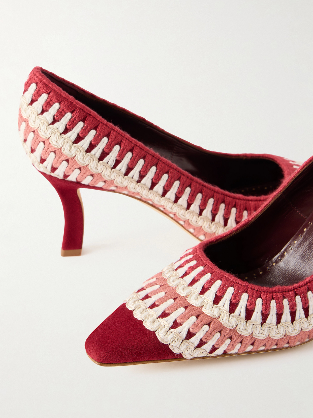 Ombohi 70 Raffia-Trimmed Crocheted Pumps