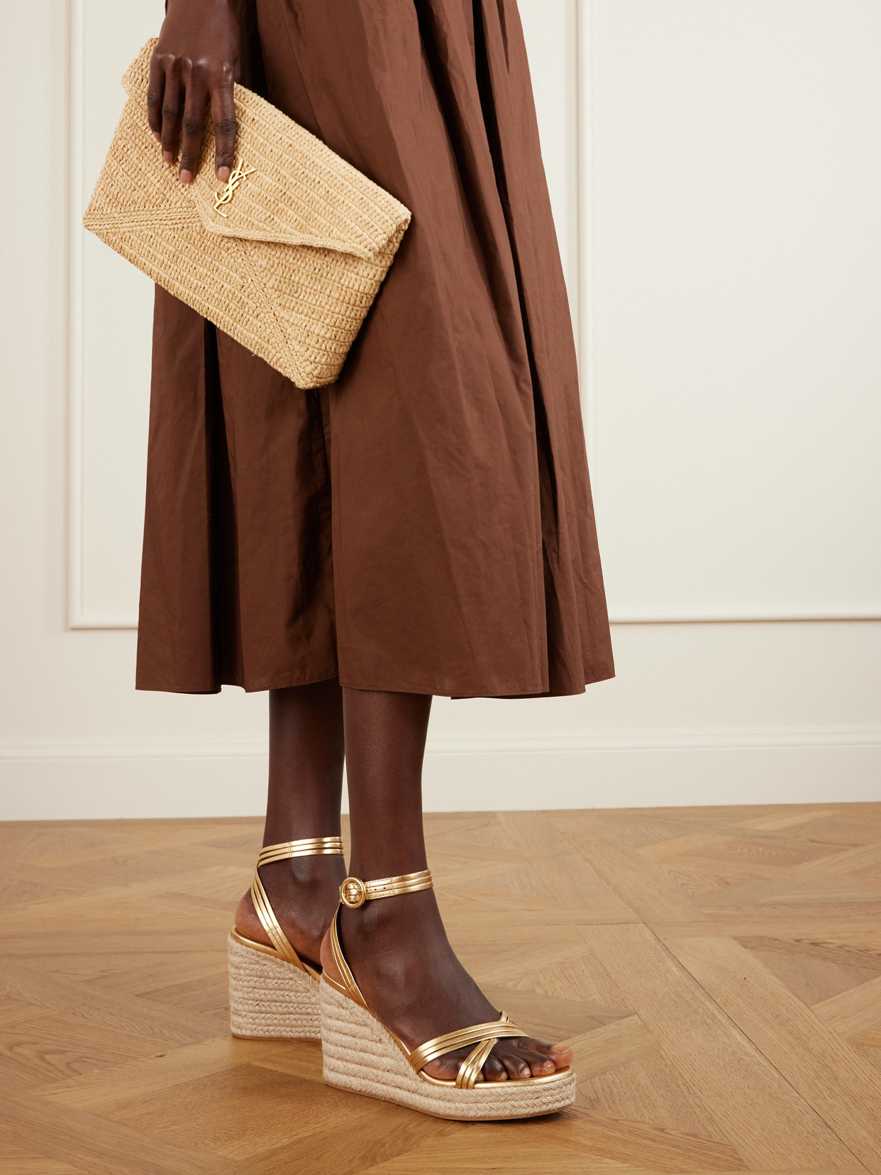 Gianvito Rossi Metallic Leather Espadrille Wedge Sandals In Gold