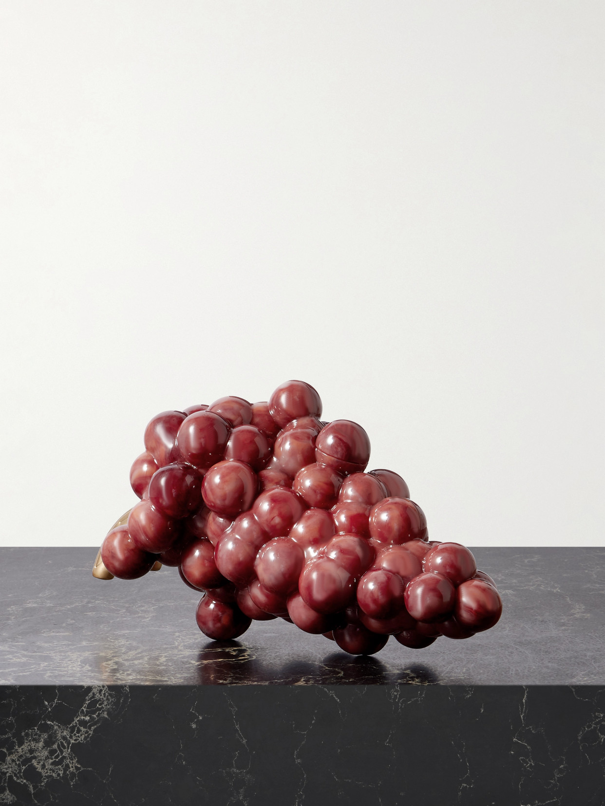 Cult Gaia Grape Resin And Gold-tone Clutch In Red