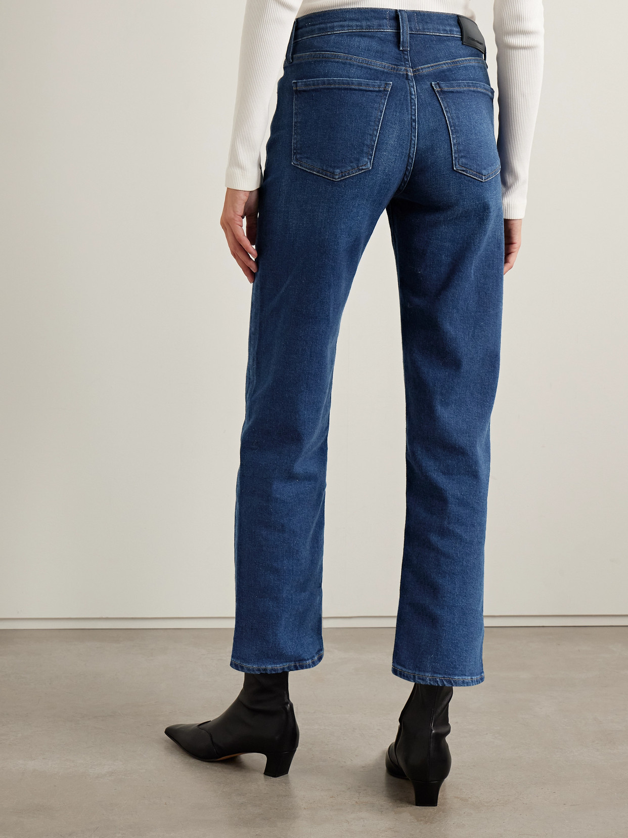 Citizen Of Humanity Delfina Mid-rise Barrel-leg Jeans In Blue